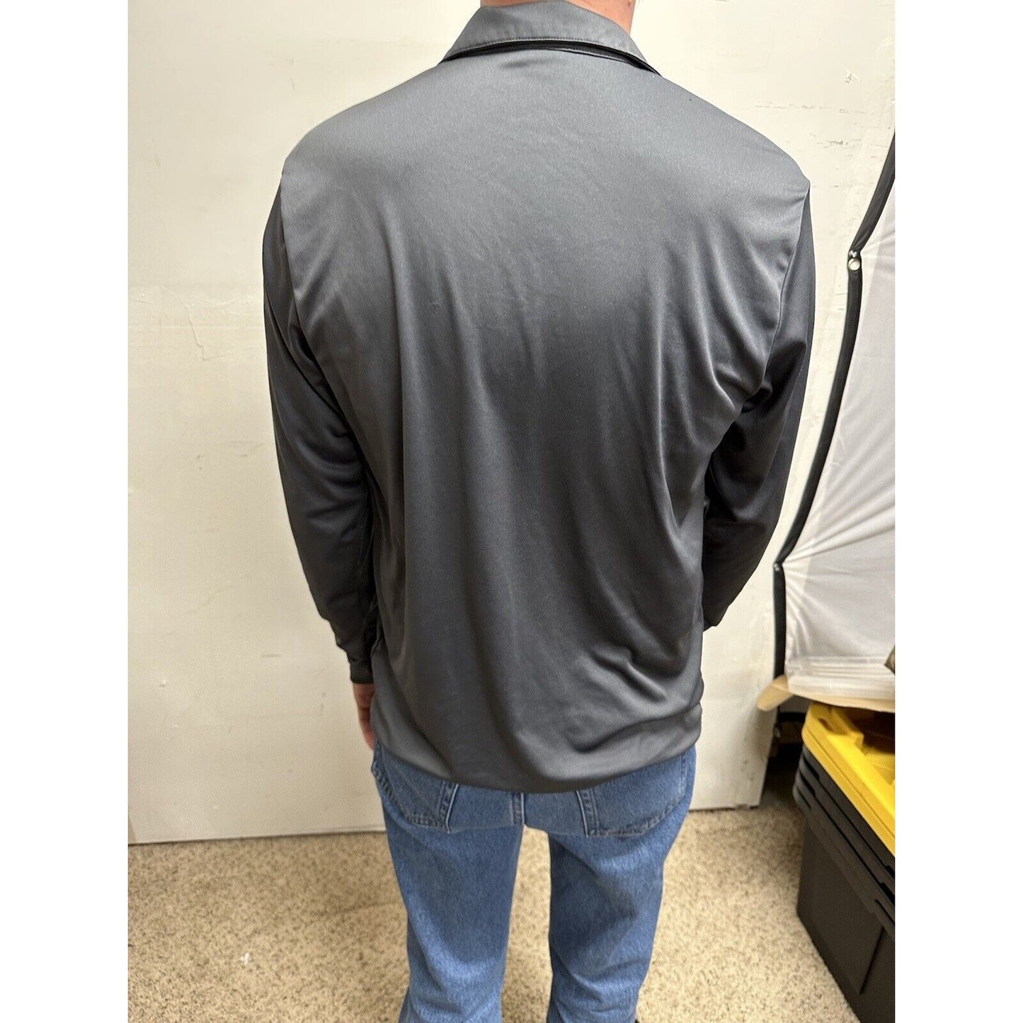 men’s gray dakota state trojans pull over long sleeve 1/4 zip shirt ~medium