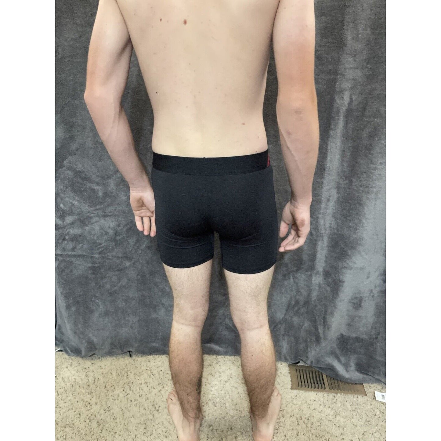 men's black volcom 15% spandex compression boxer brief Small