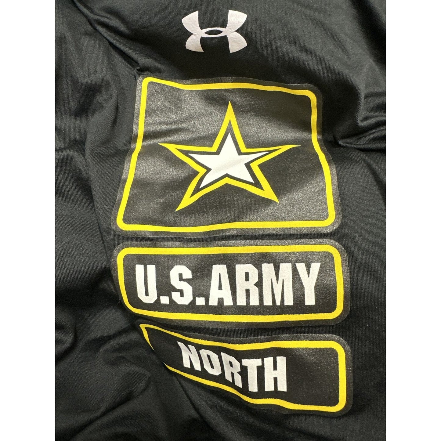Men’s Under Armour 2XL US Army North Loose Heat Gear Shirt