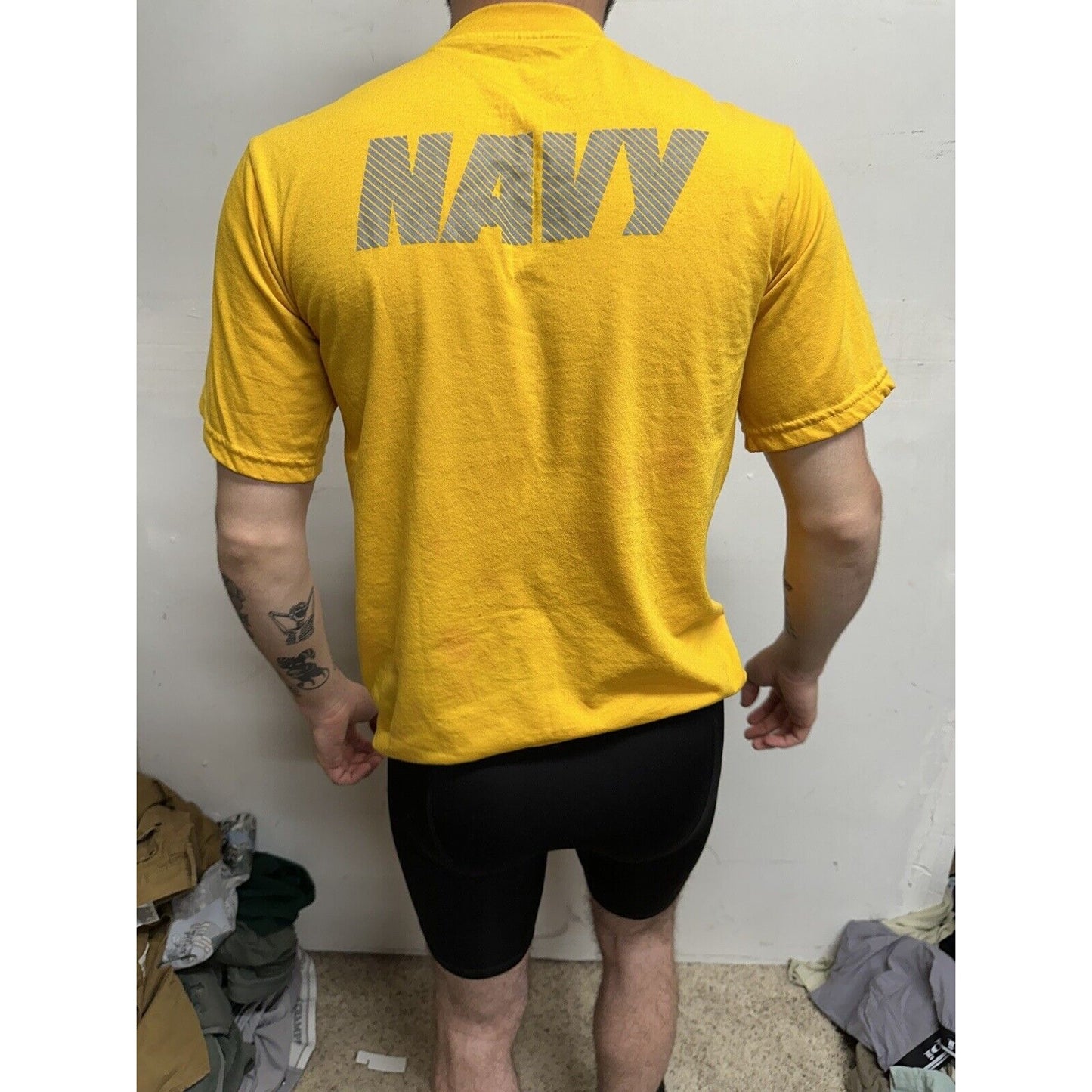 Men’s Yellow Navy Physical Fitness Uniform Short Short Sleeve Small
