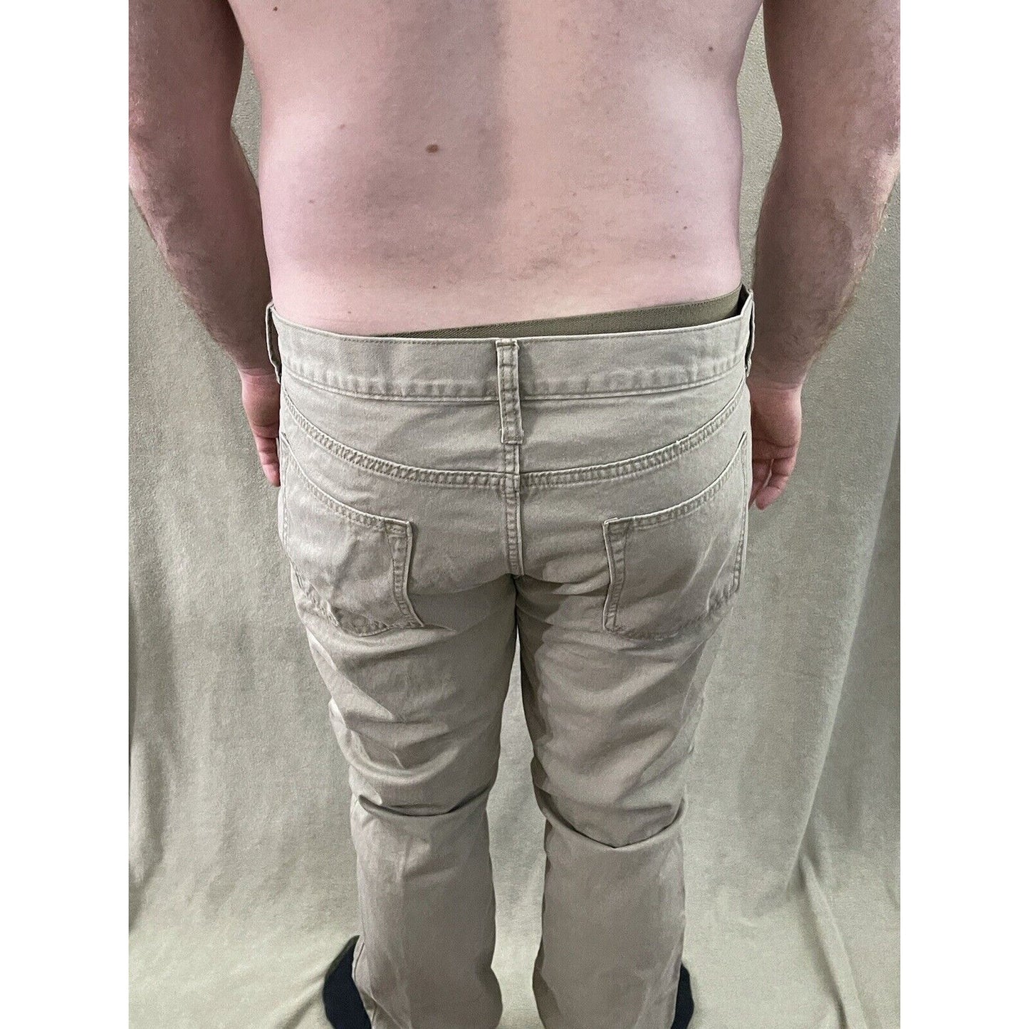 Men’s Ahtletic Cut Goodthreads 36 X 30 Khaki / Cream