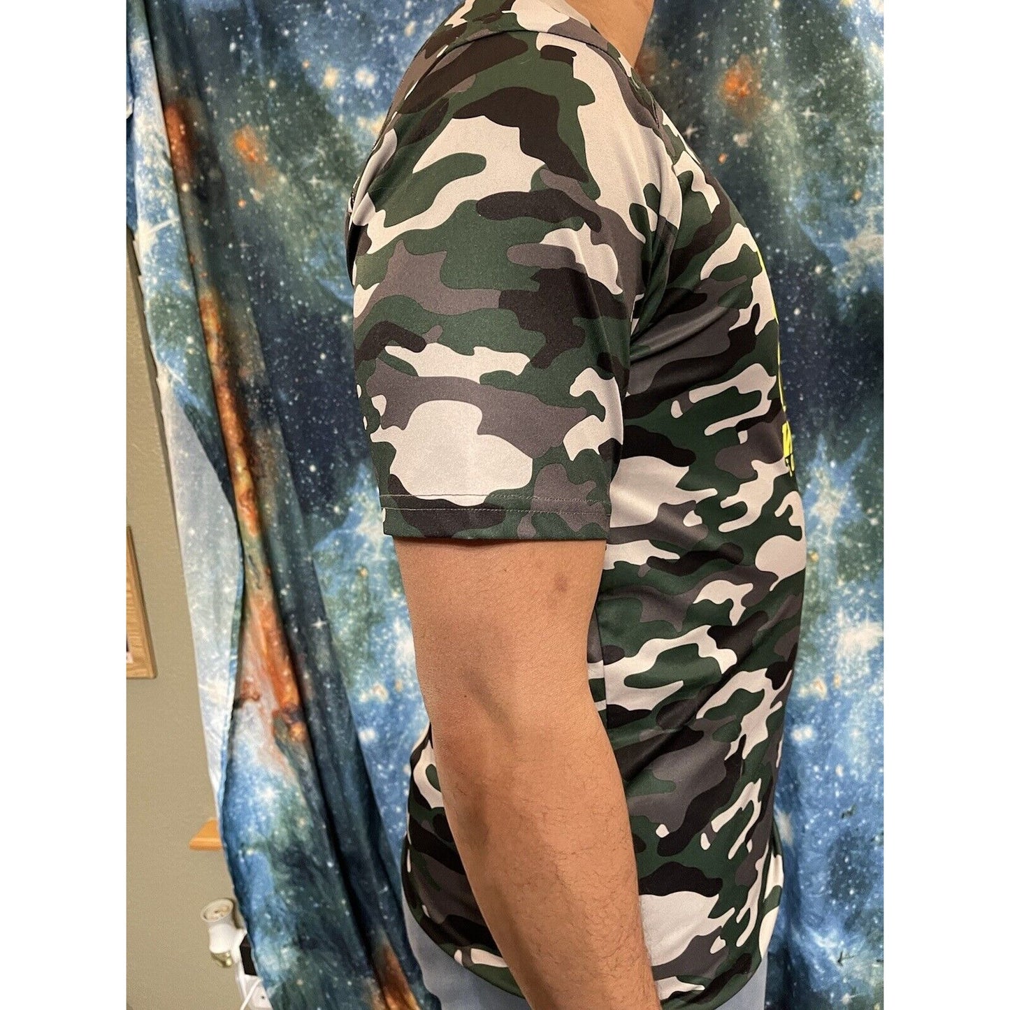 Men’s Colorado Springs Warrior Football Camo Shortsleeve tshirt medium