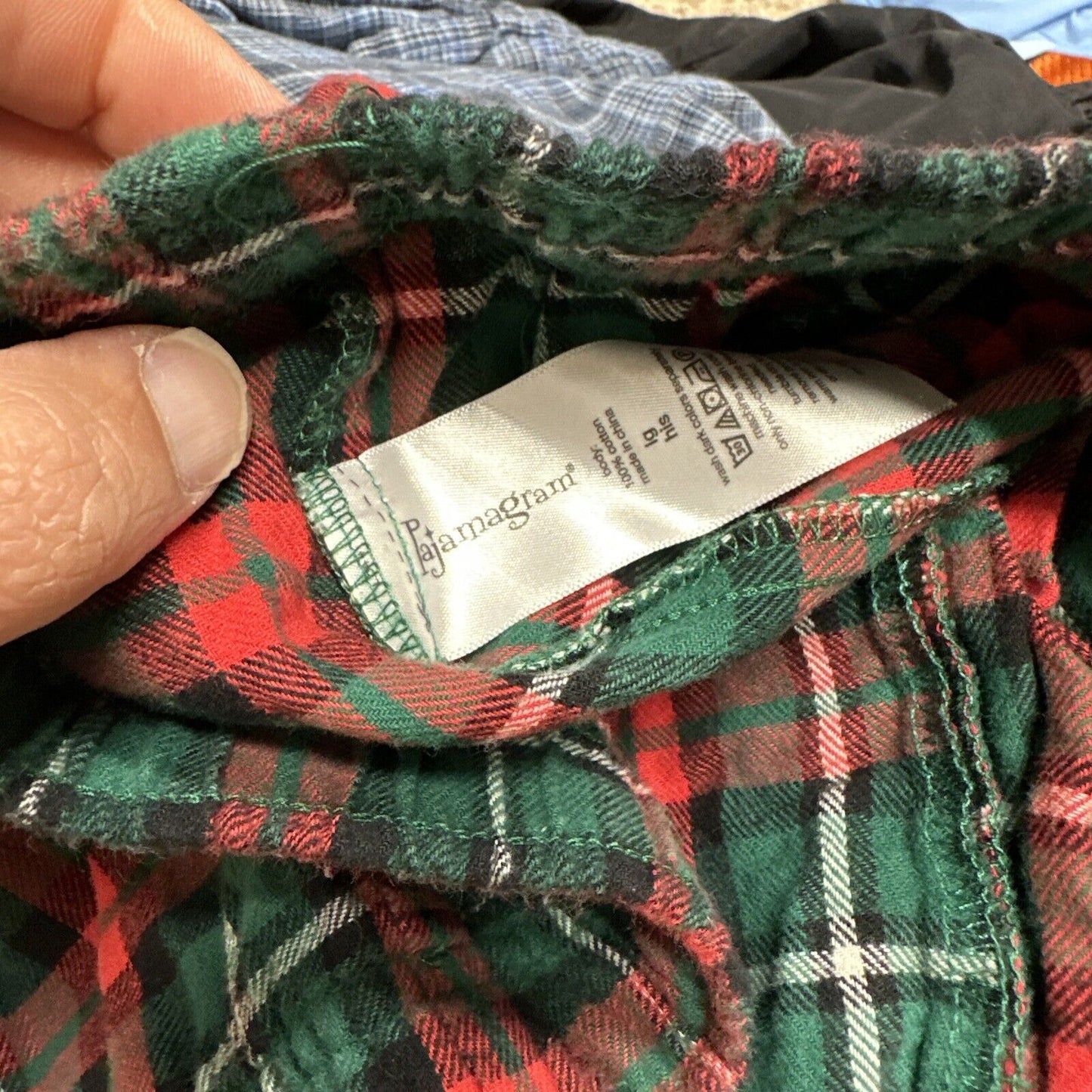 Men’s Red And Green Plaid Pajamgram Large Lounge Pants Pajamas