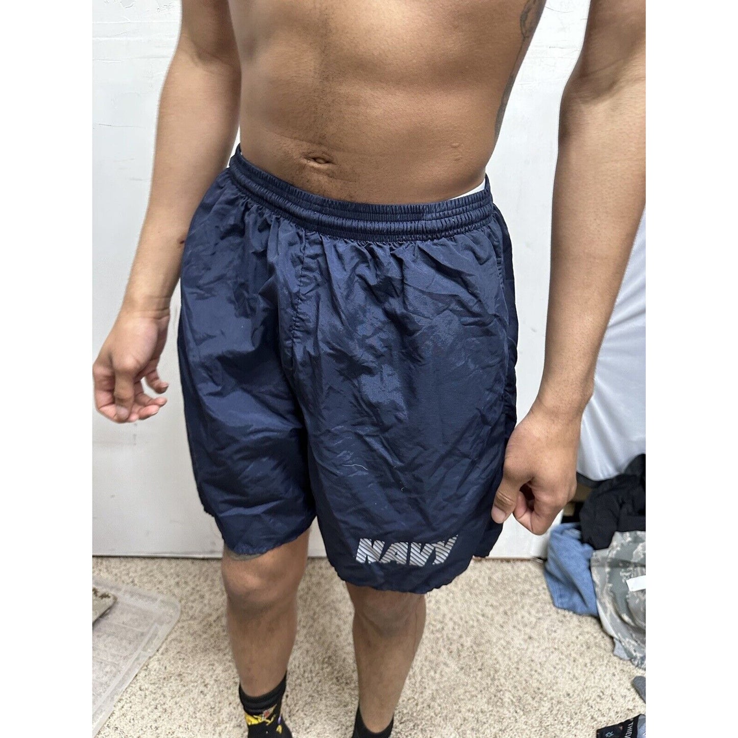 Men’s medium navy physical fitness trunks uniform shorts blue