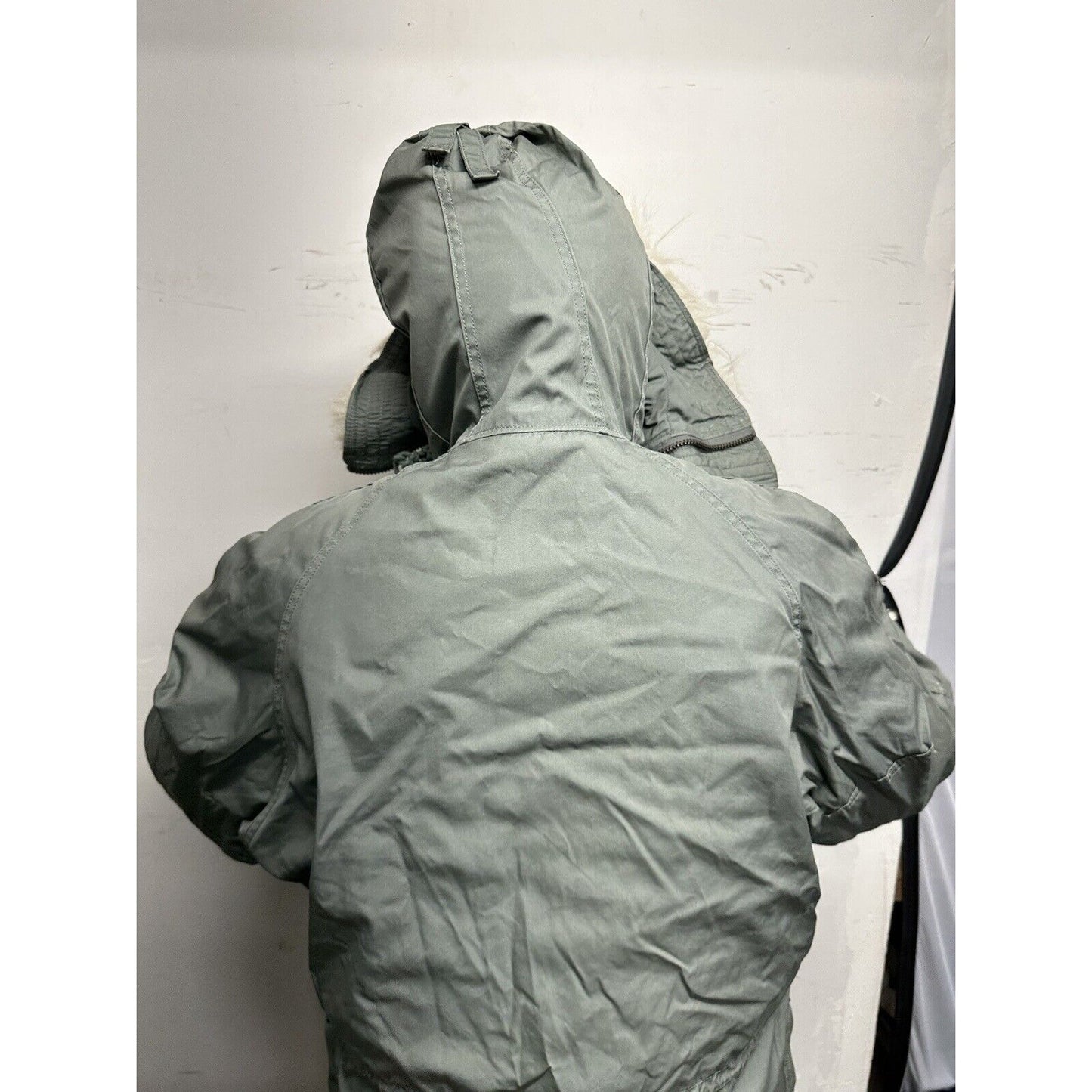 USAF Military Uniform Parka Extreme Cold Weather Type N-38 Medium Sage Green