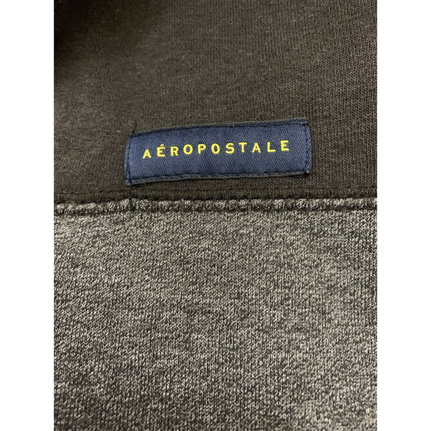 Aeropostale Gray 1/4 Zip Pullover Men's Size Extra Small
