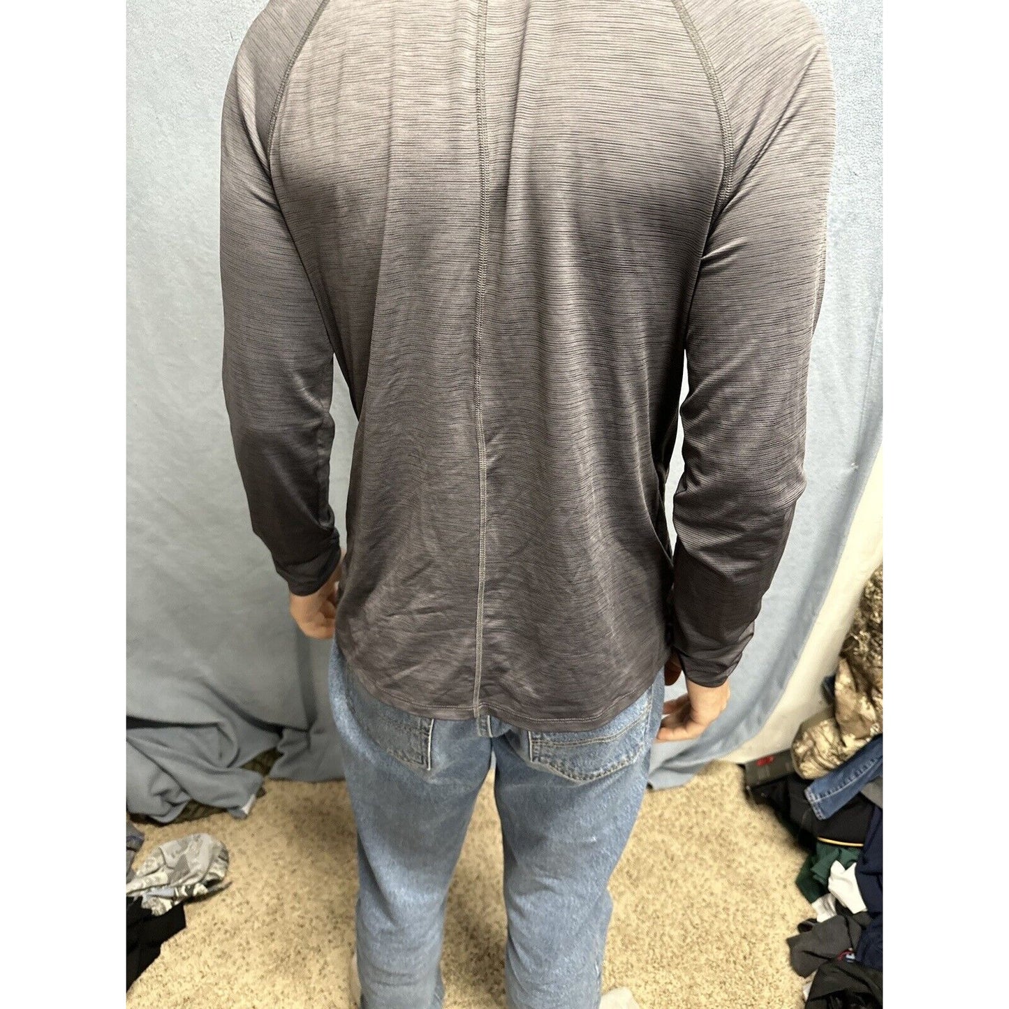 Men’s Gray All In Motion Medium Full Zip Sweater