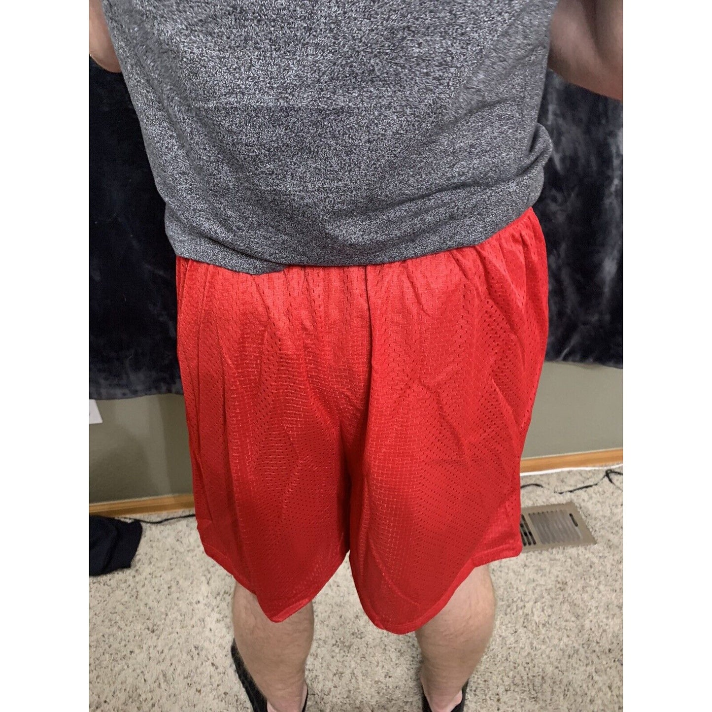 AI Sport Red Mesh Workout Basketball Shorts Men’s XL