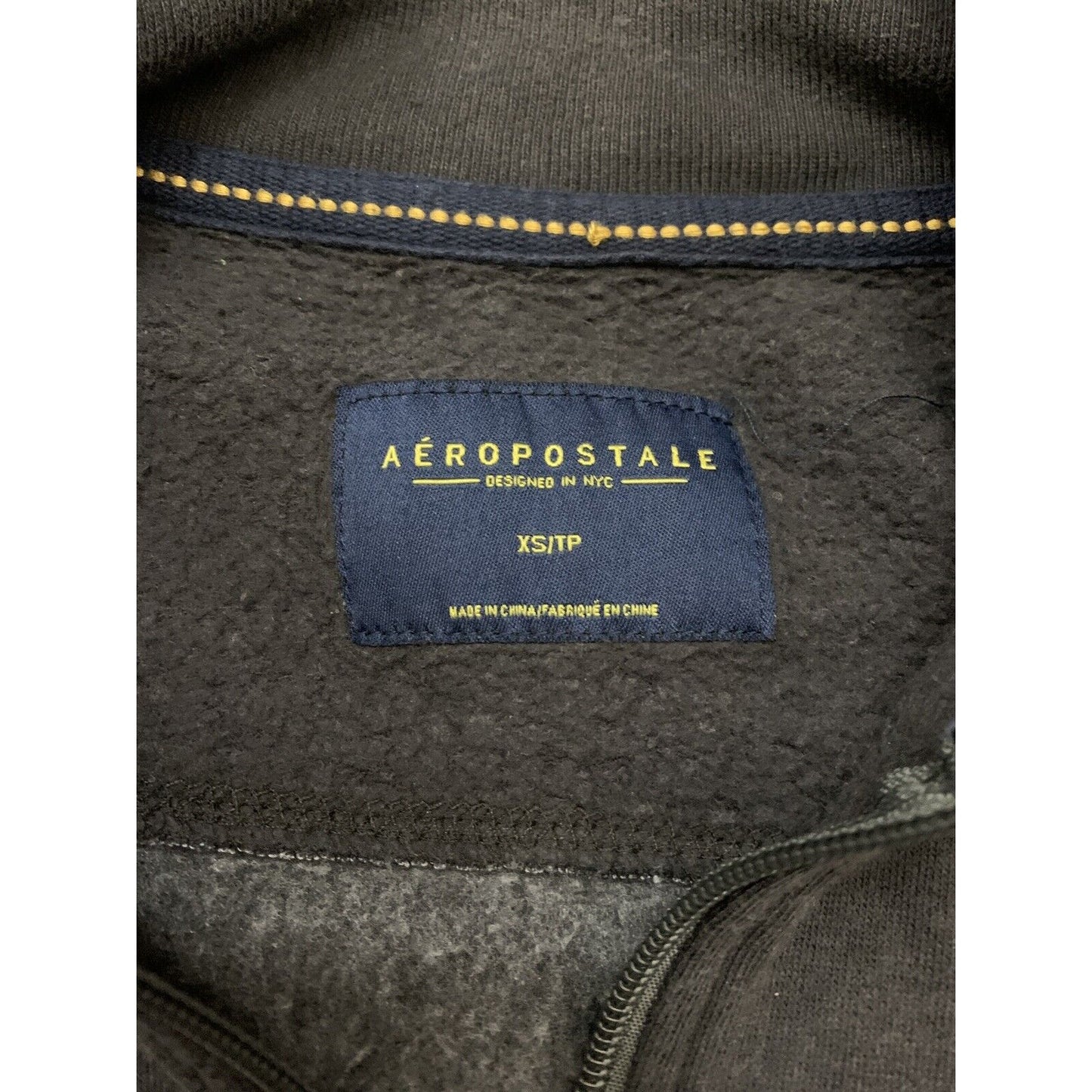 Aeropostale Gray 1/4 Zip Pullover Men's Size Extra Small