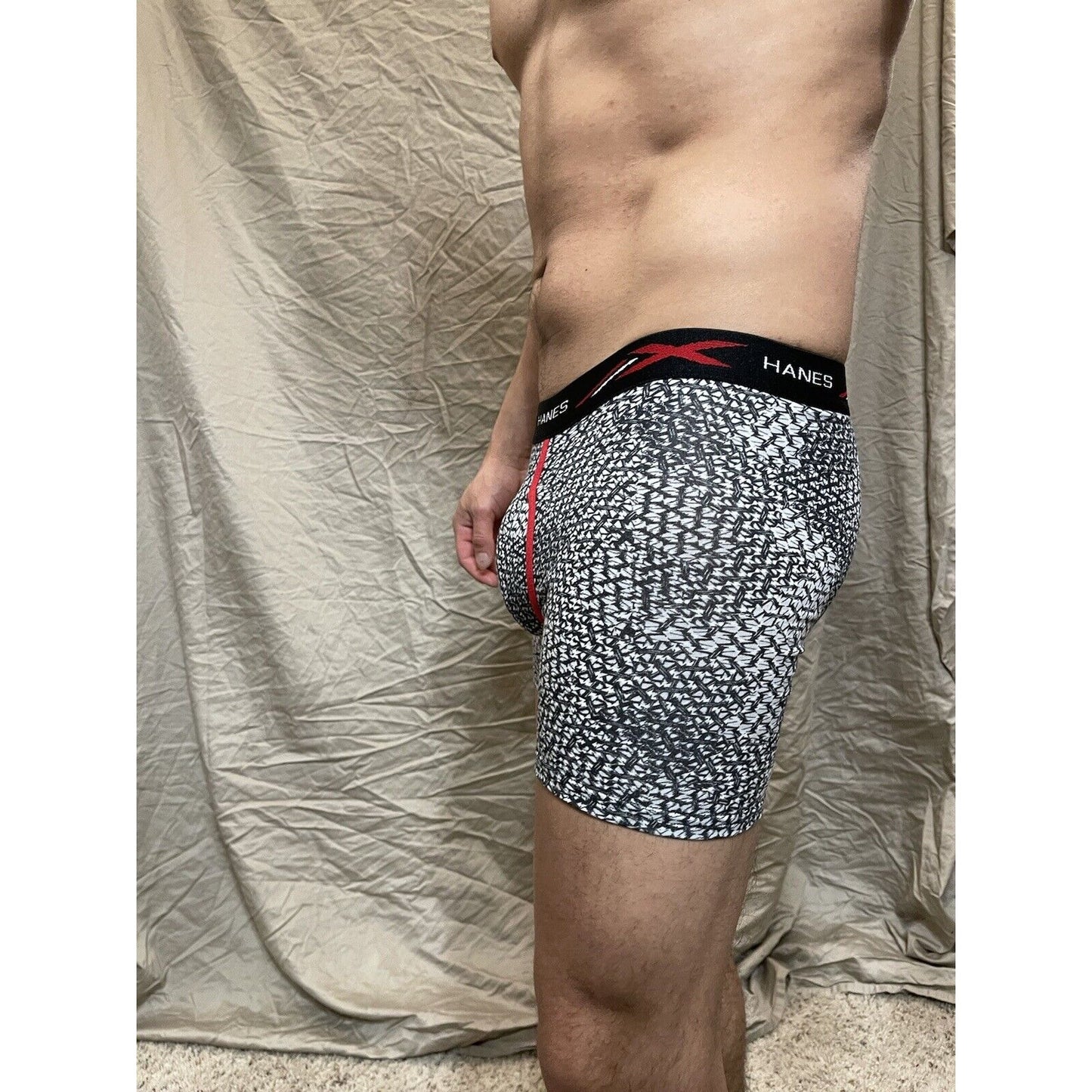 Boy's Large Hanes boxer briefs x temp black white New And Unworn