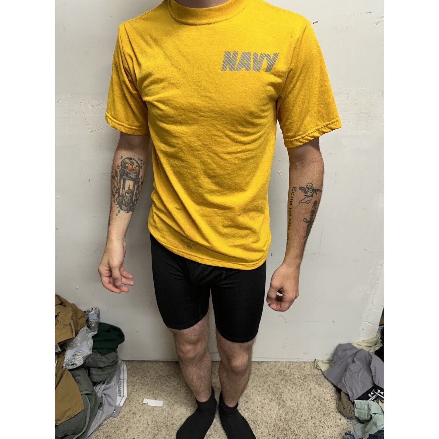 Men’s Yellow Navy Physical Fitness Uniform Short Short Sleeve Small