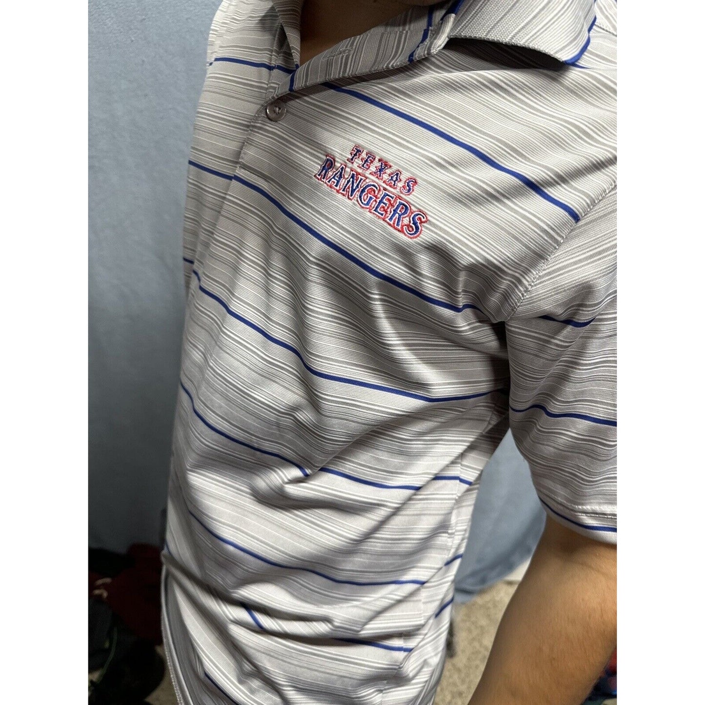 Men’s Gray Striped Antigua Medium Texas Rangers Short Sleeve Polo Shirt