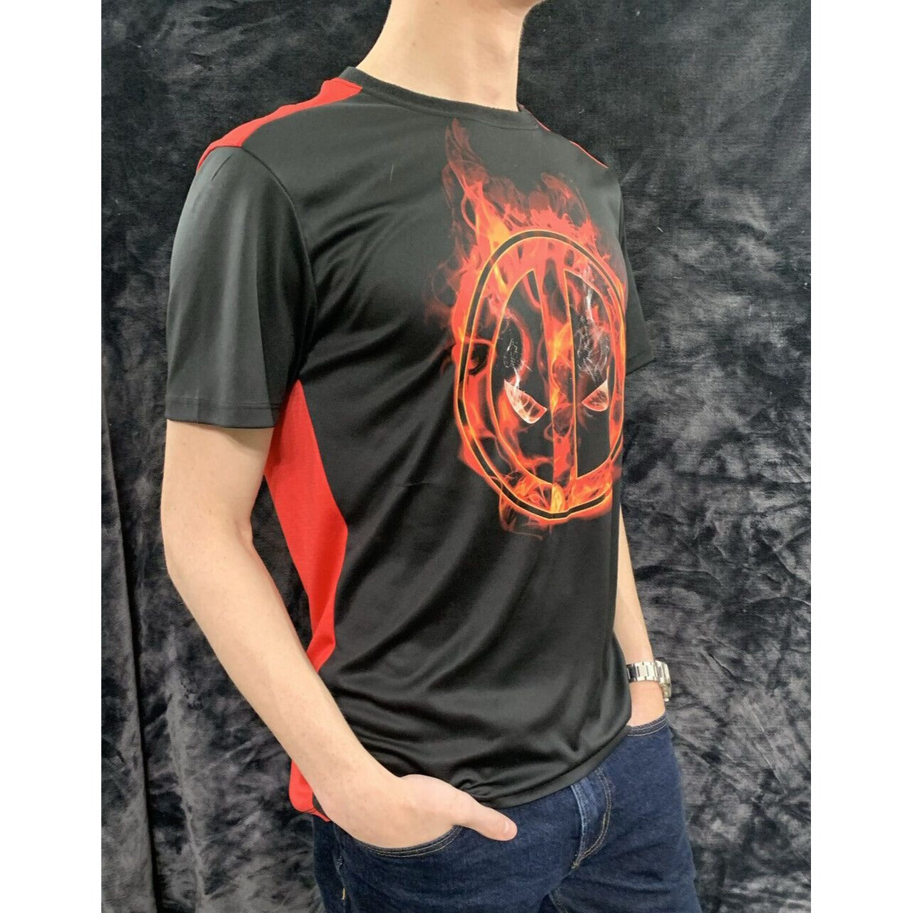 MARVEL Deadpool on Fire Black and Red Men’s Large Polyester T-Shirt
