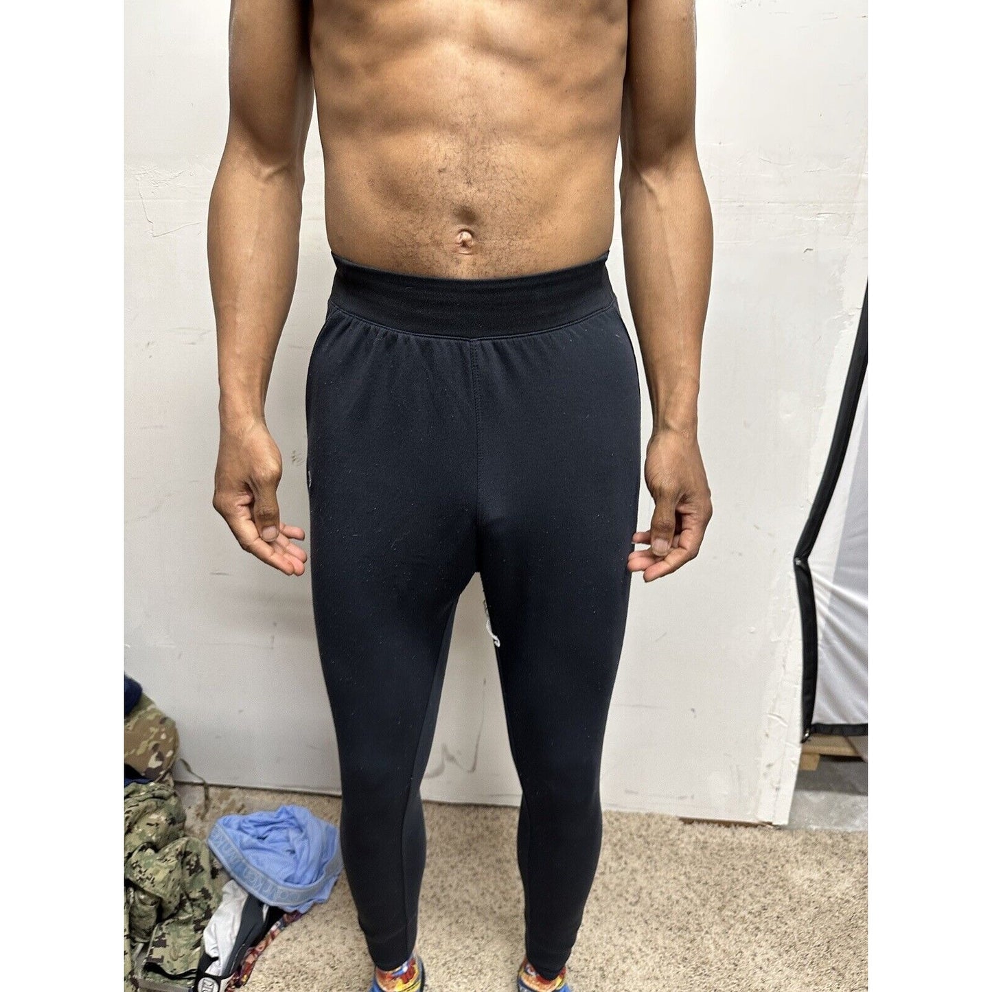 Men’s Black Leggings Under Armour Loose XS Pants Running