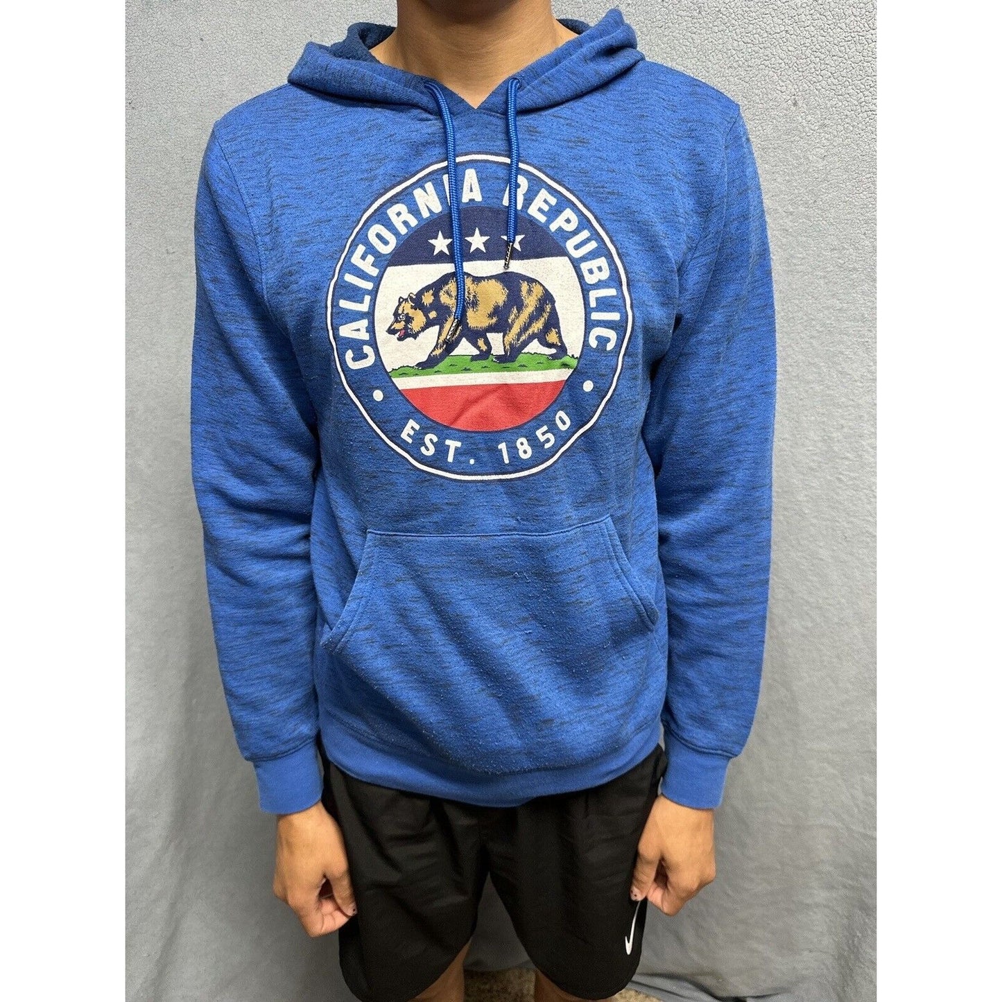 Men’s Medium Fifth Sun California Republic Blue Pullover Hoodie