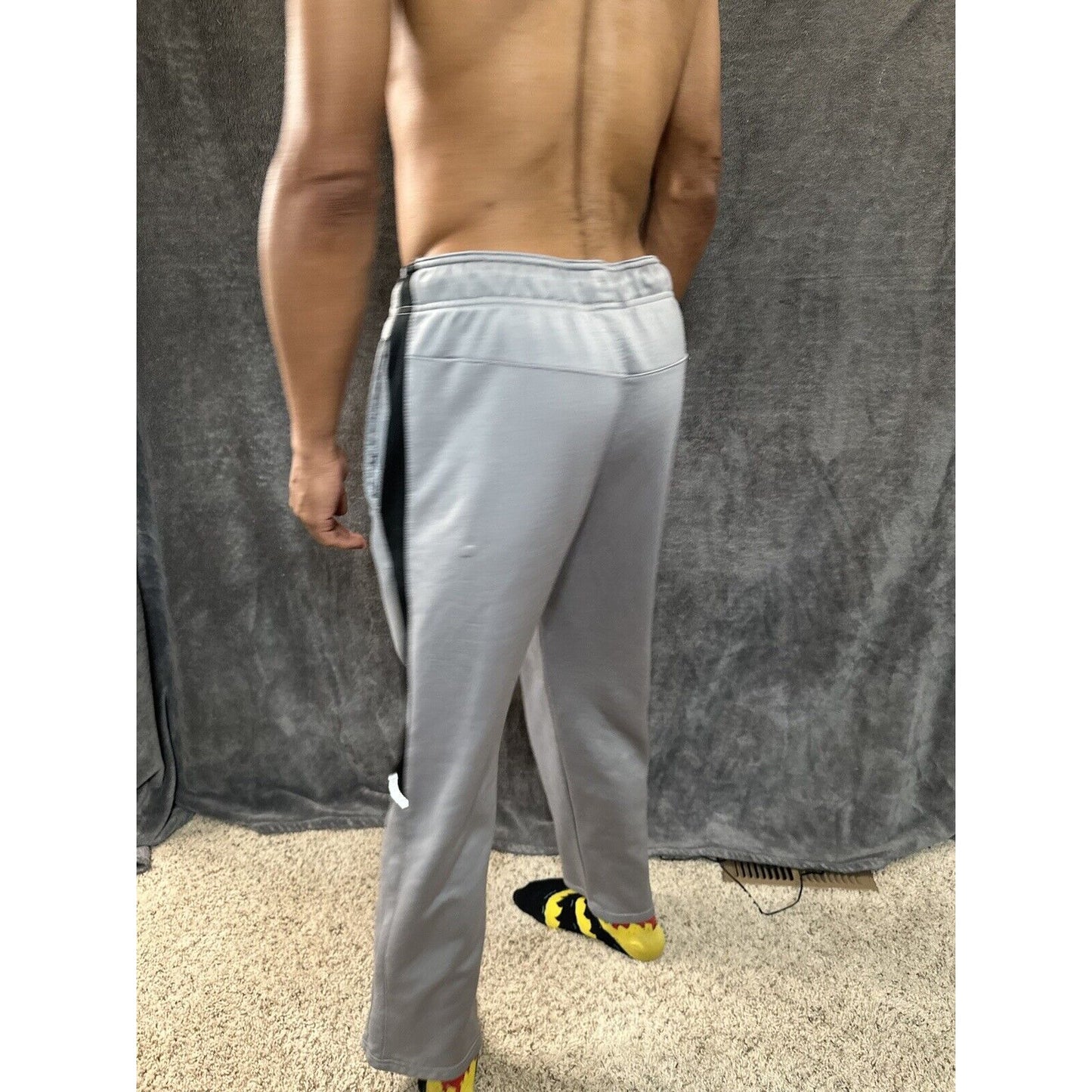 Men’s Gray Everlast Medium Sweatpants With Pockets