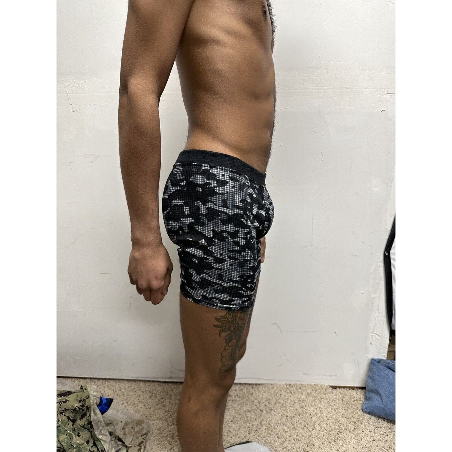 Boys XL black Camo Hanes boxer briefs