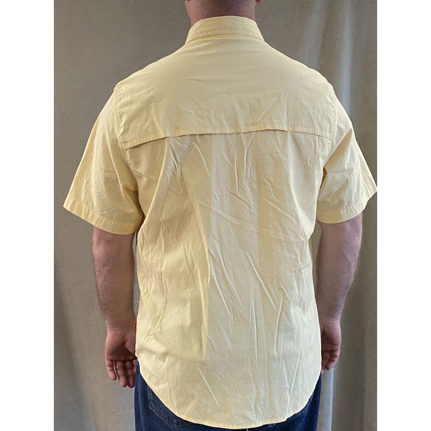 Coleman The Outdoor Co. Mens XL Yellow Polyester-blend Button-down Short sleeves