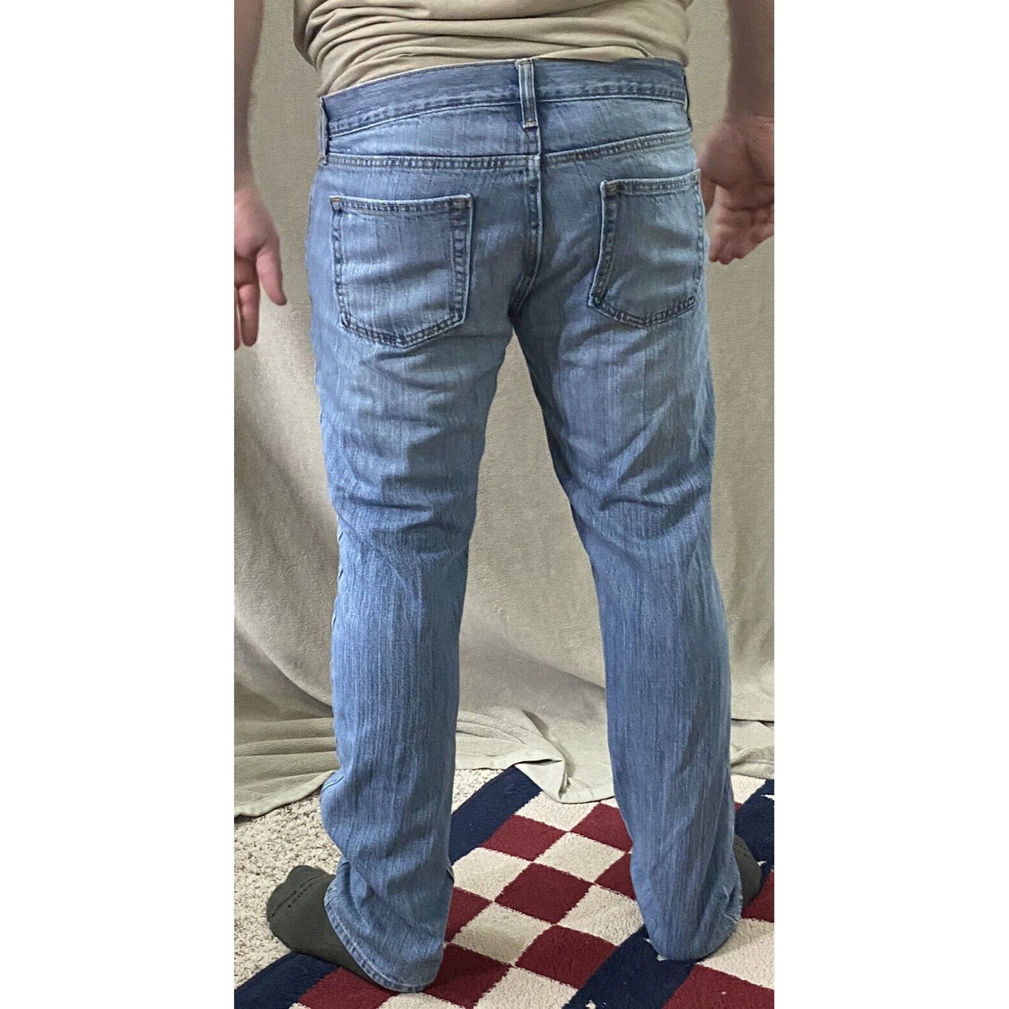 Old Navy Slim Men’s Size 34x32 Light-wash Denim Cotton Jeans