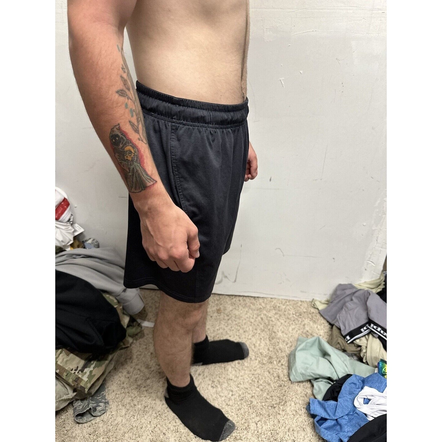 Men’s Black Medium Reebok Shorts With Pockets
