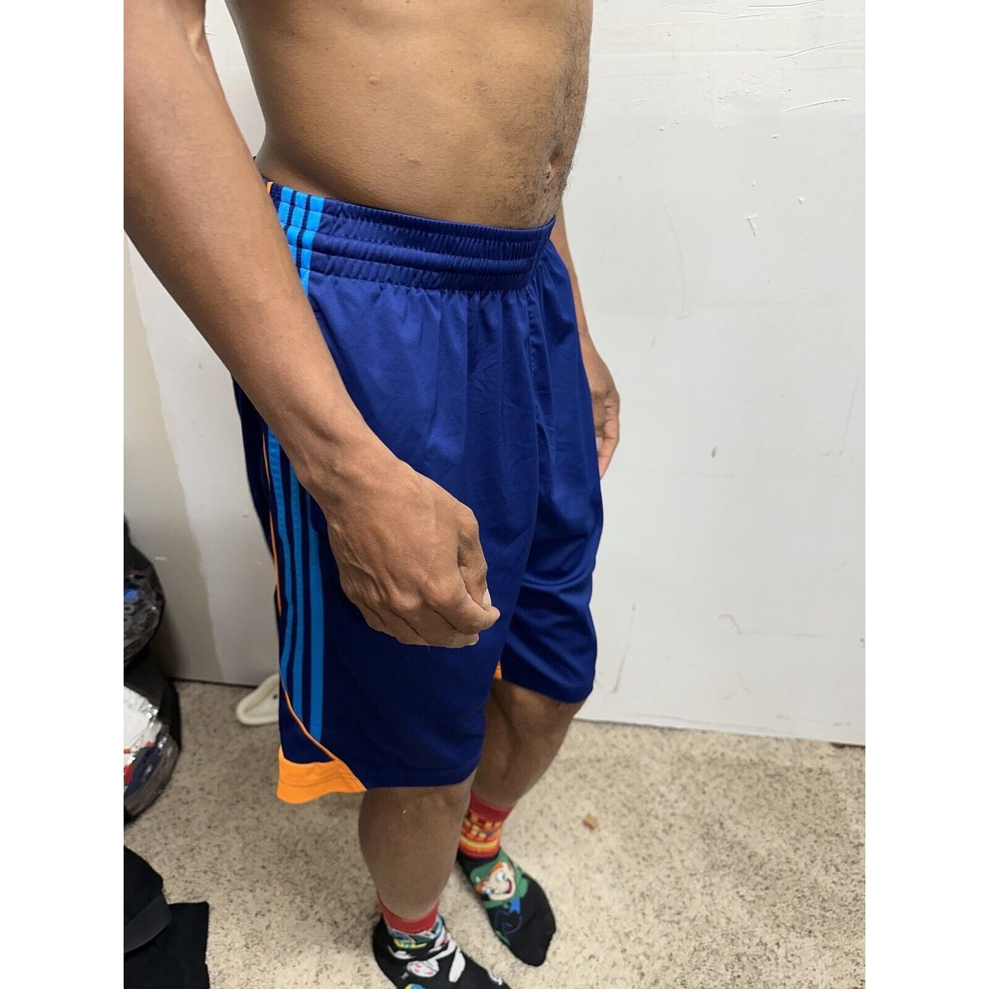 Men’s Medium Adidas Clima Lite Blue Athletic Shorts With Pockets