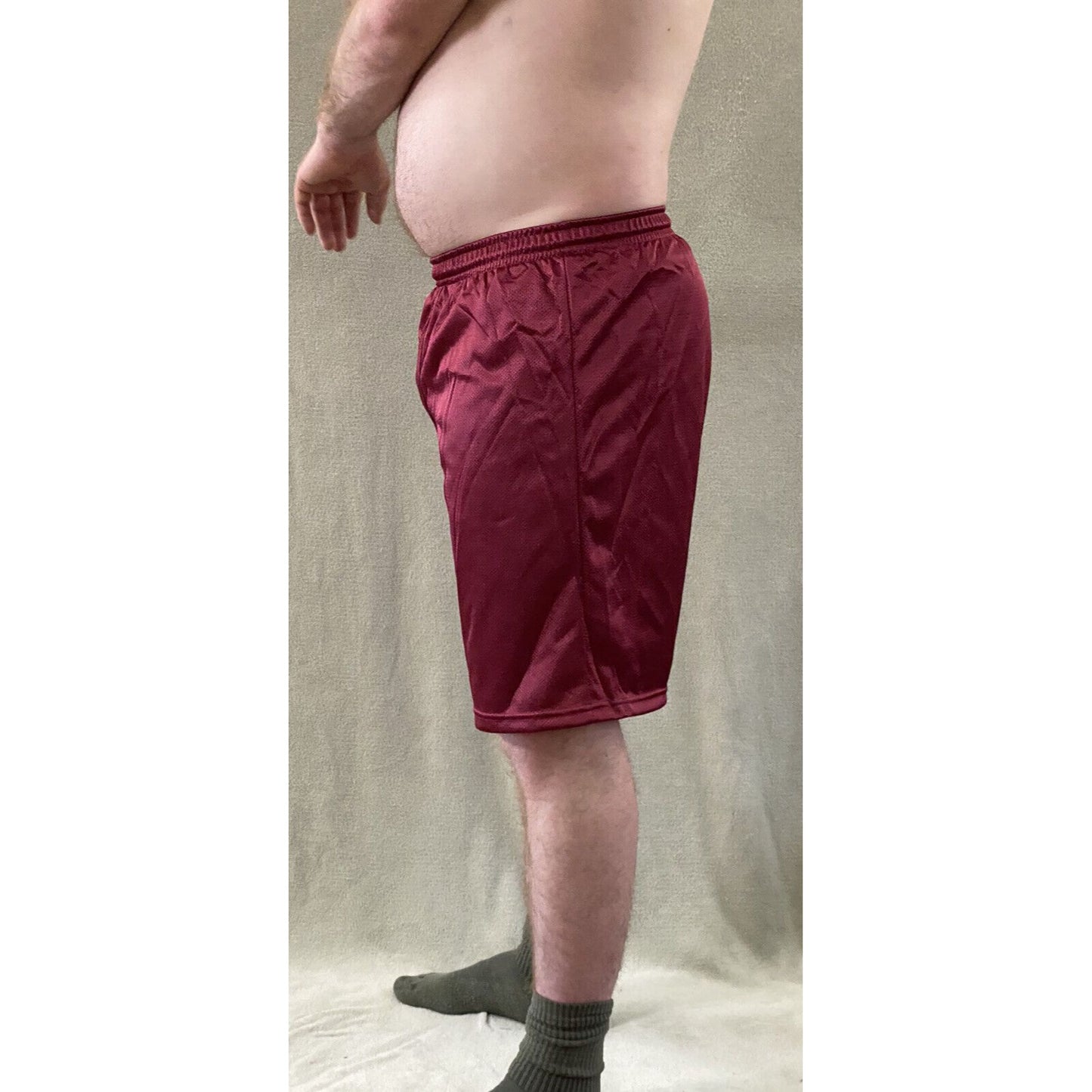 Soffe Men’s Large Maroon Basketball Training Polyester Mesh Shorts