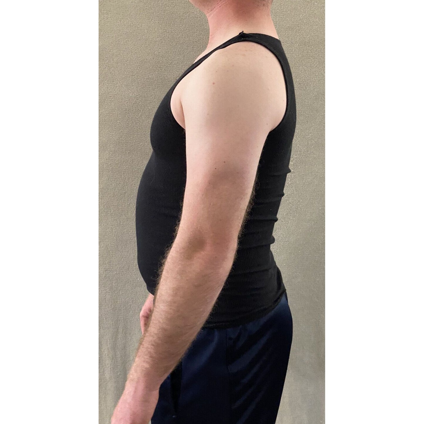 Hanes Comfort Soft Men’s Medium Black Cotton Muscle Tank Top