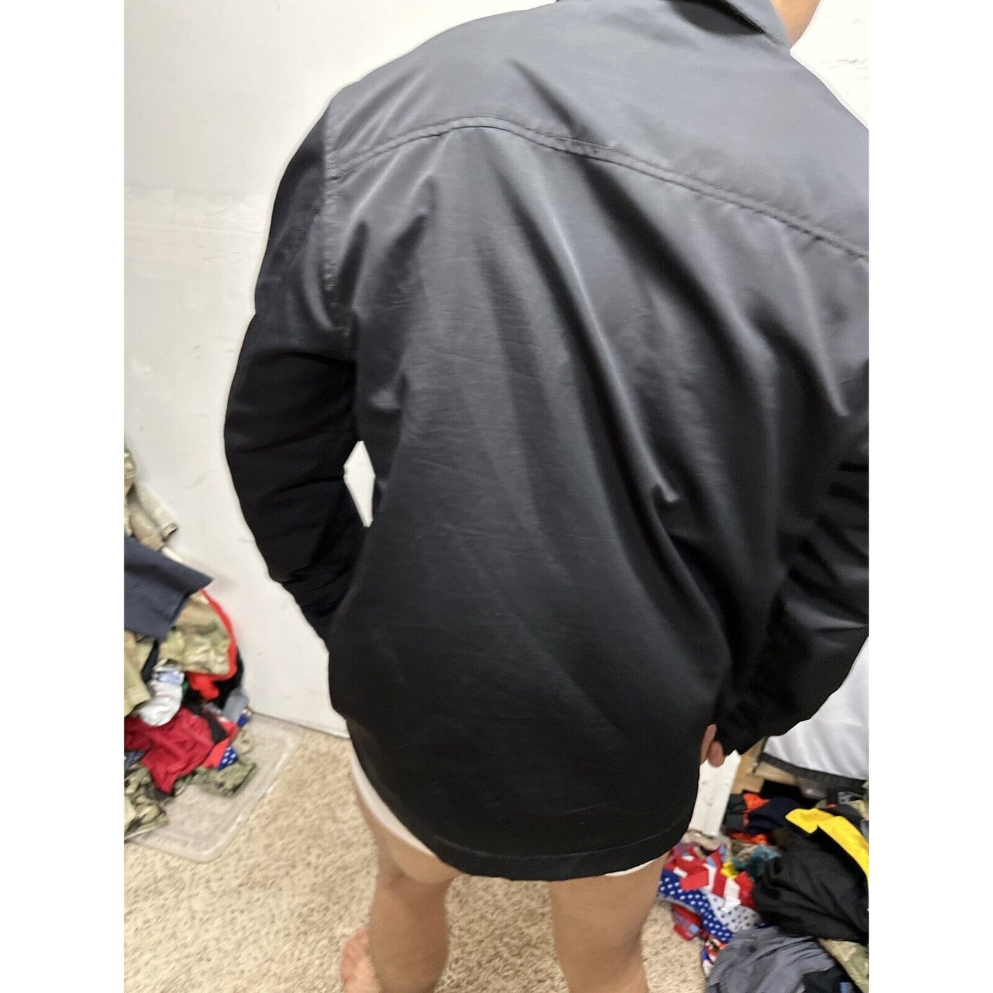 Men’s Black Old Navy Medium Full Zip Windbreaker Jacket