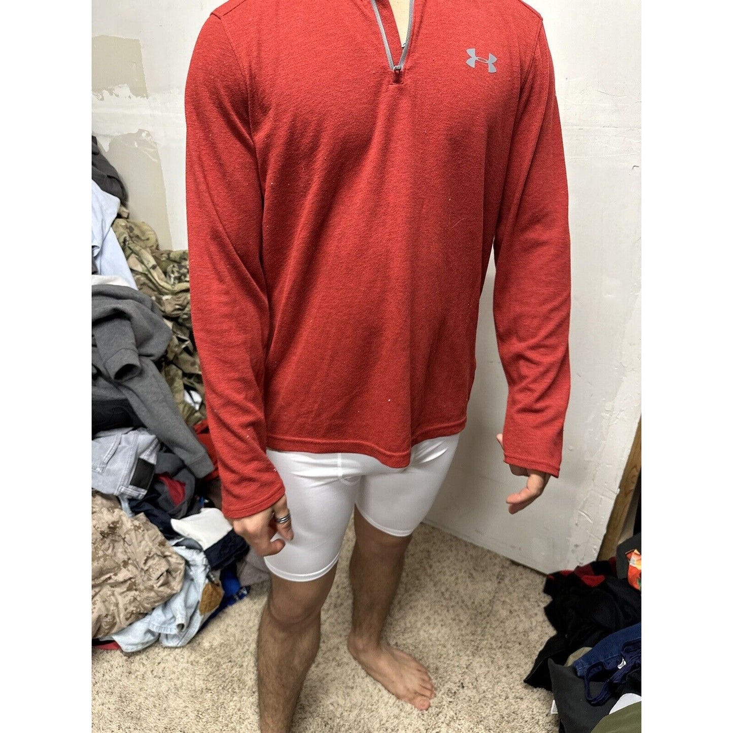 Men’s Red Loose Medium Under Armour 1/4 Zip Pull Over