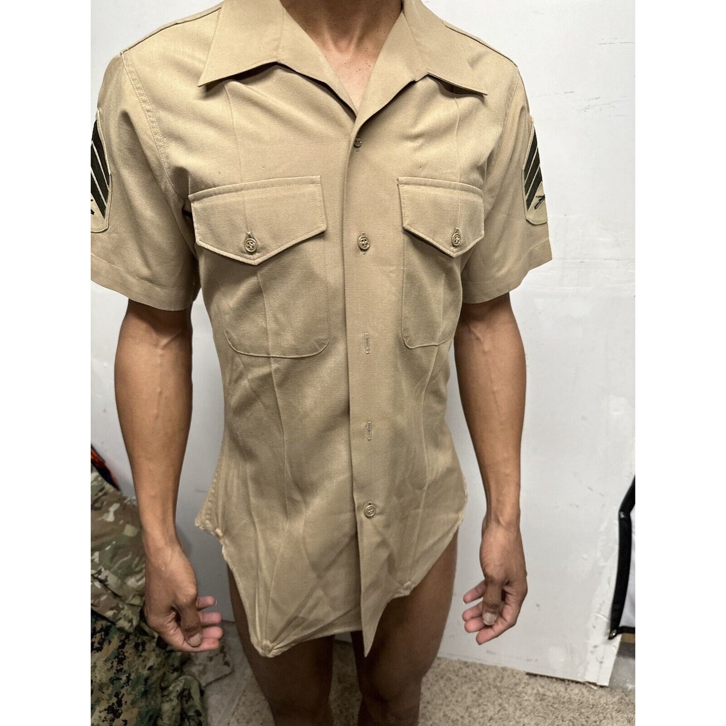 Men’s USMC Marines Uniform Button Up Khaki Shirt Defense Logistics Size 15 Shirt