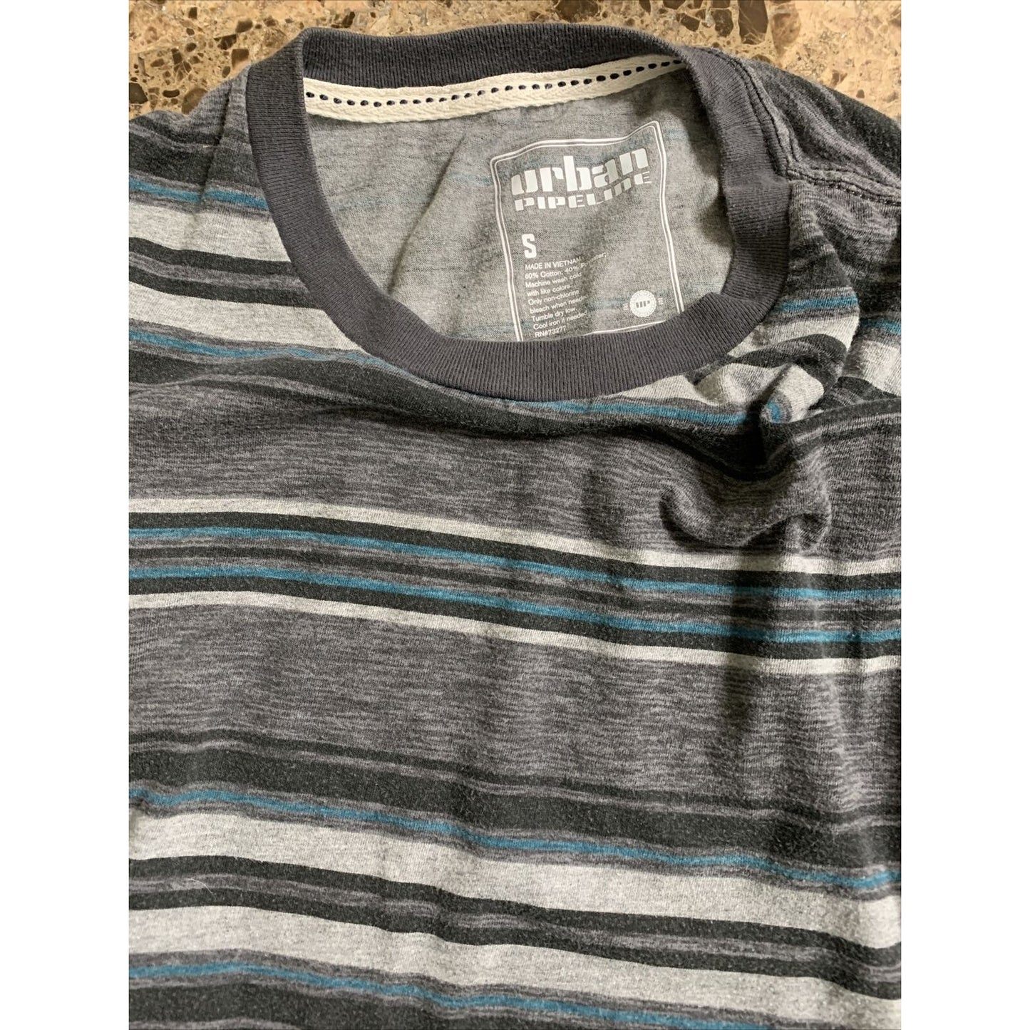 Urban Pipeline Men’s Gray Striped Short Sleeve Ultimate Tee Men’s Size S