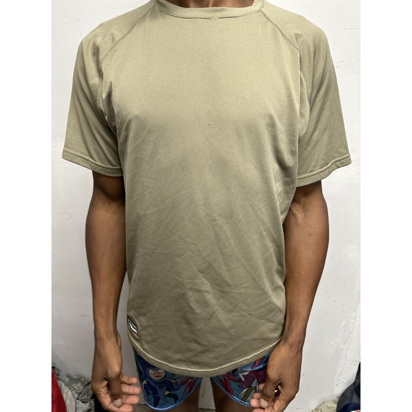 Men’s Ocp Tshirt Under Armour Medium Tactical Shirt Sleeve Shirt Coyote Brown