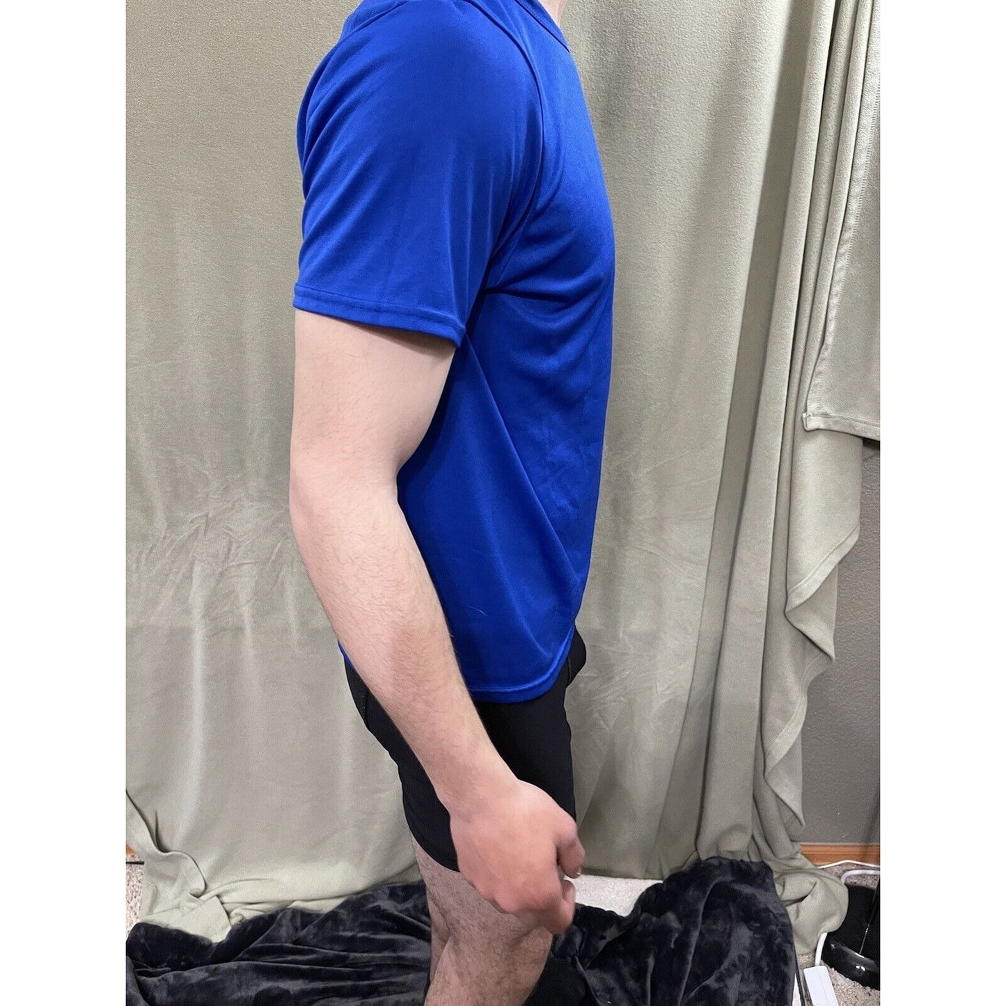 Decathlon “Domyos” Men’s Royal Blue Athletic T-Shirt Size M