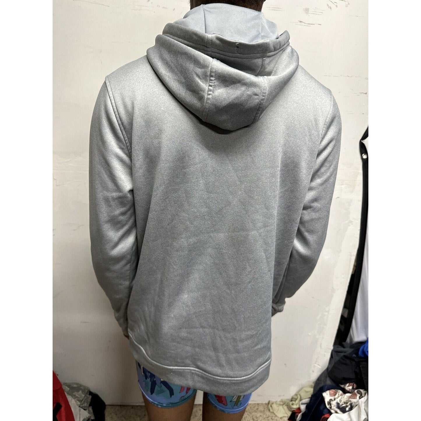 Men’s Gray Under Armoyr Medium Cold Gear Loose Hoodie Hardrocker Football