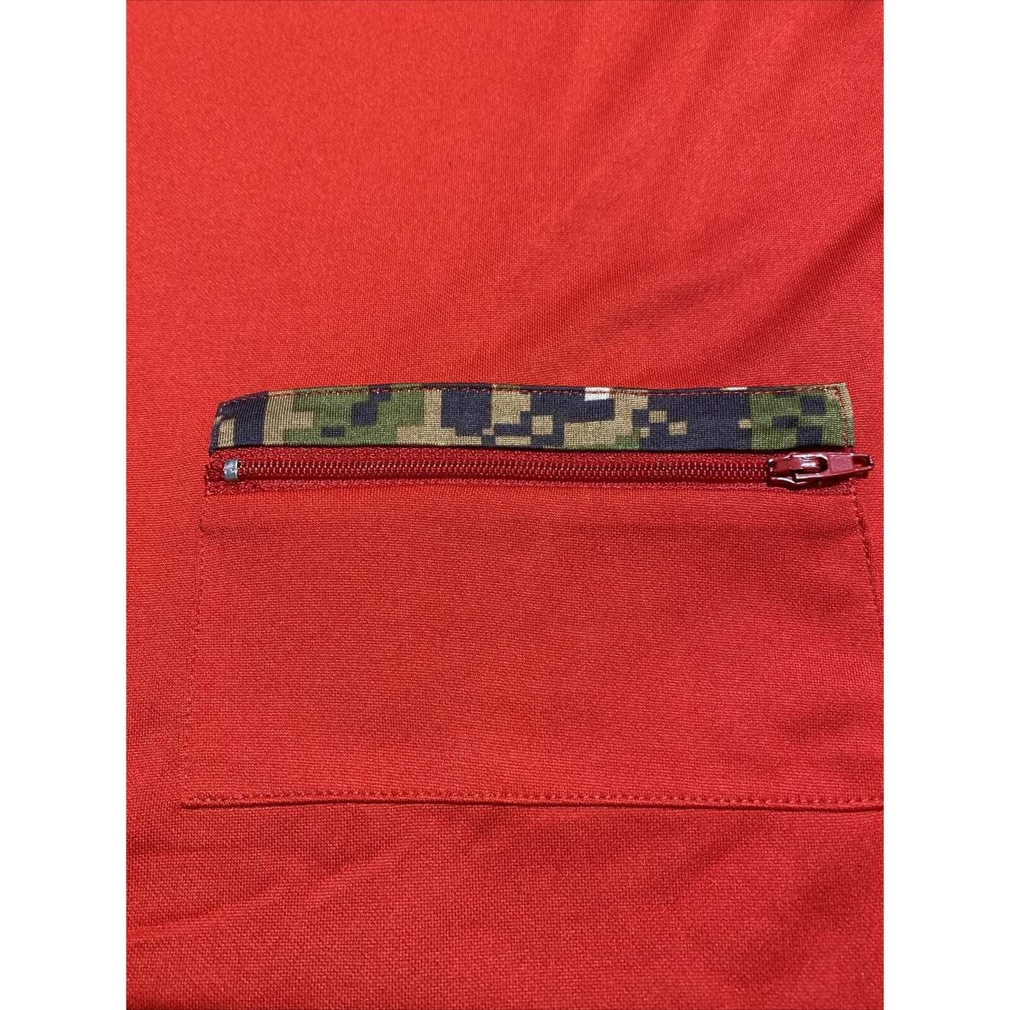 Soffe Extreme Training XT46 Men’s Medium Red Camo Military Polyester Shirt NWT