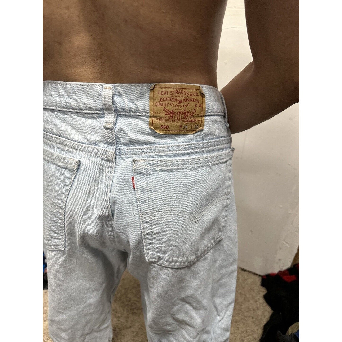 Men’s Light Blue Levi’s 550 38 X 32 Jeans