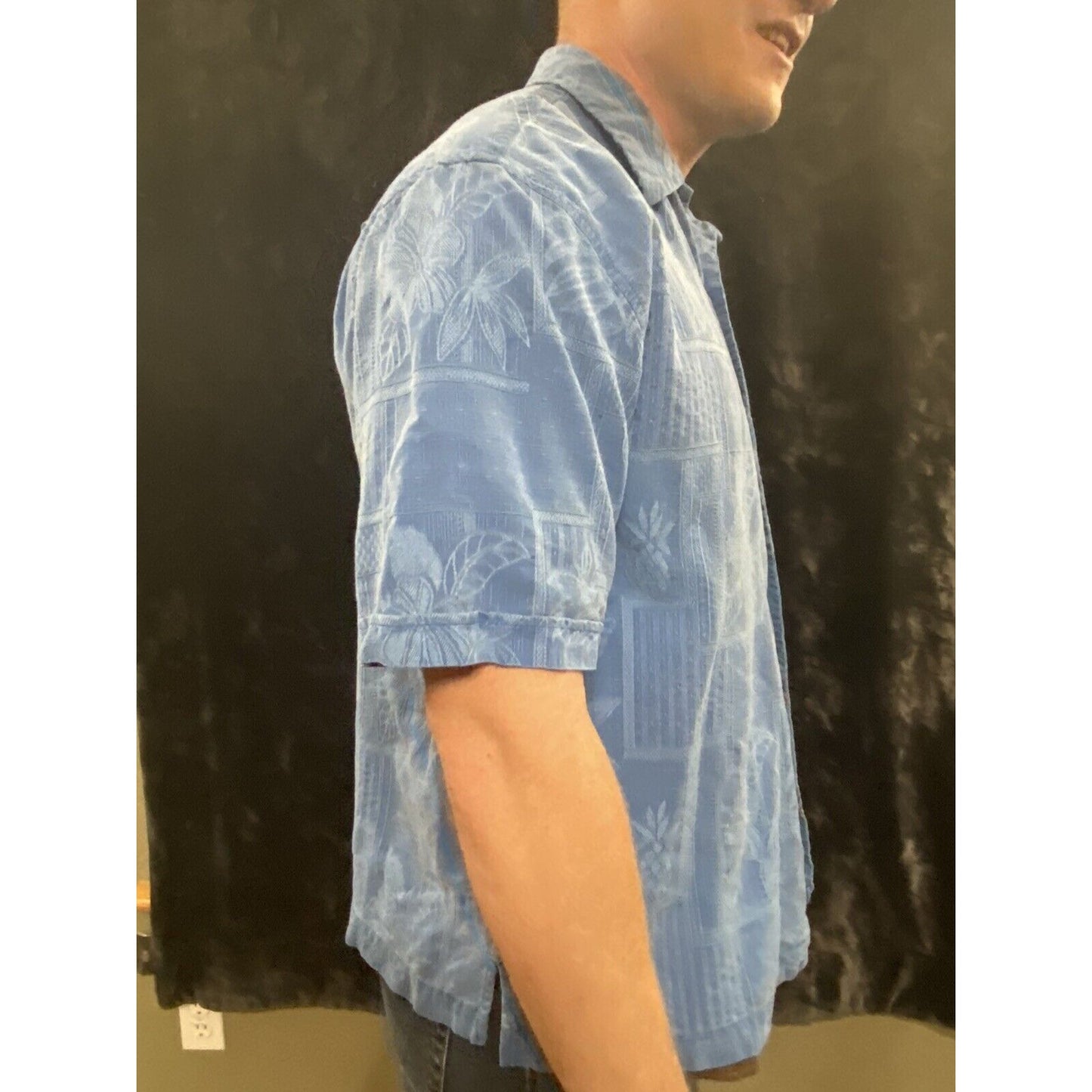 Jamaican Jaxx Silk Island Shirt Mens Size L Button-down Blue Pineapple Print