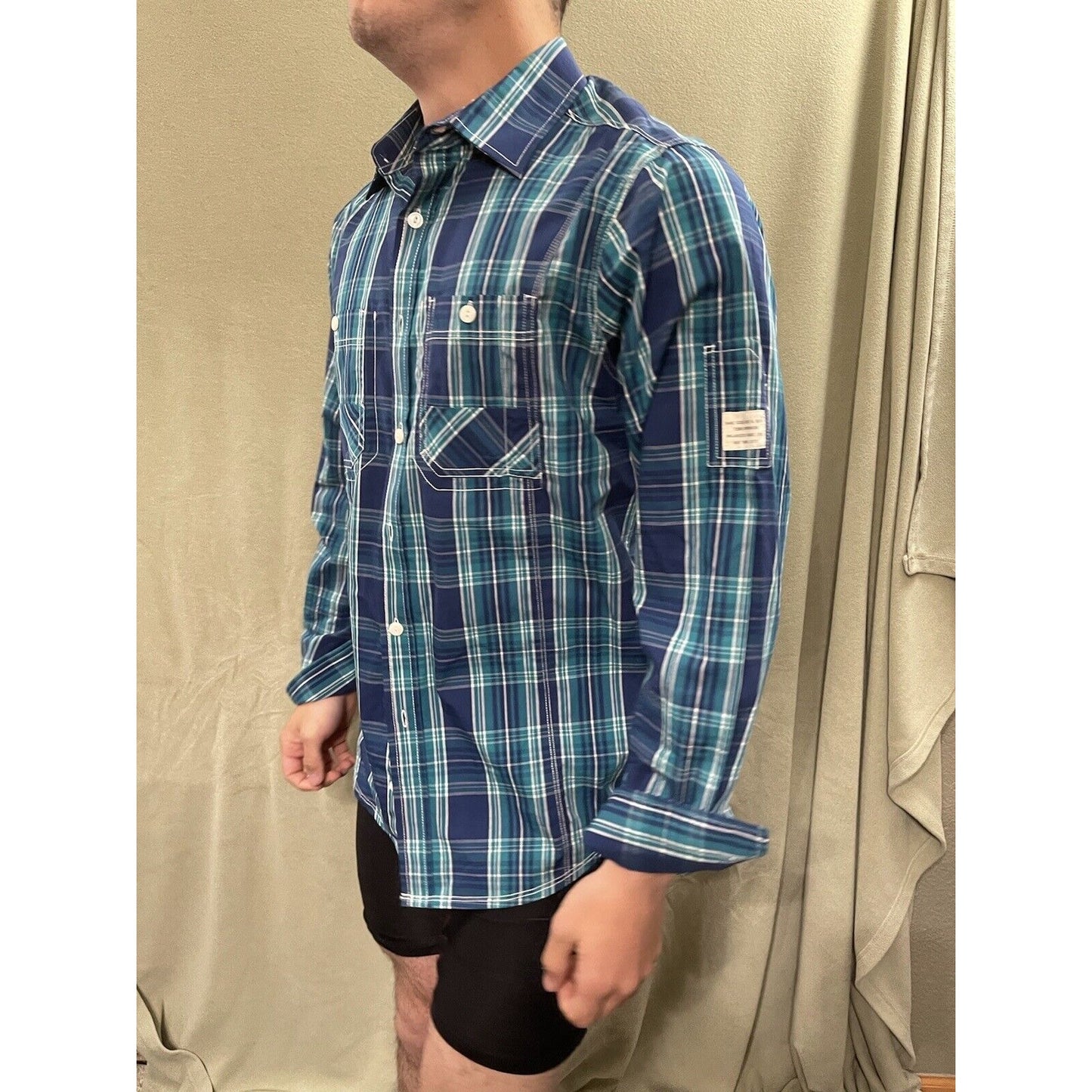 Marc Ecko Cut & Sew Blue Green White Plaid Long Sleeve Button Down Shirt Medium