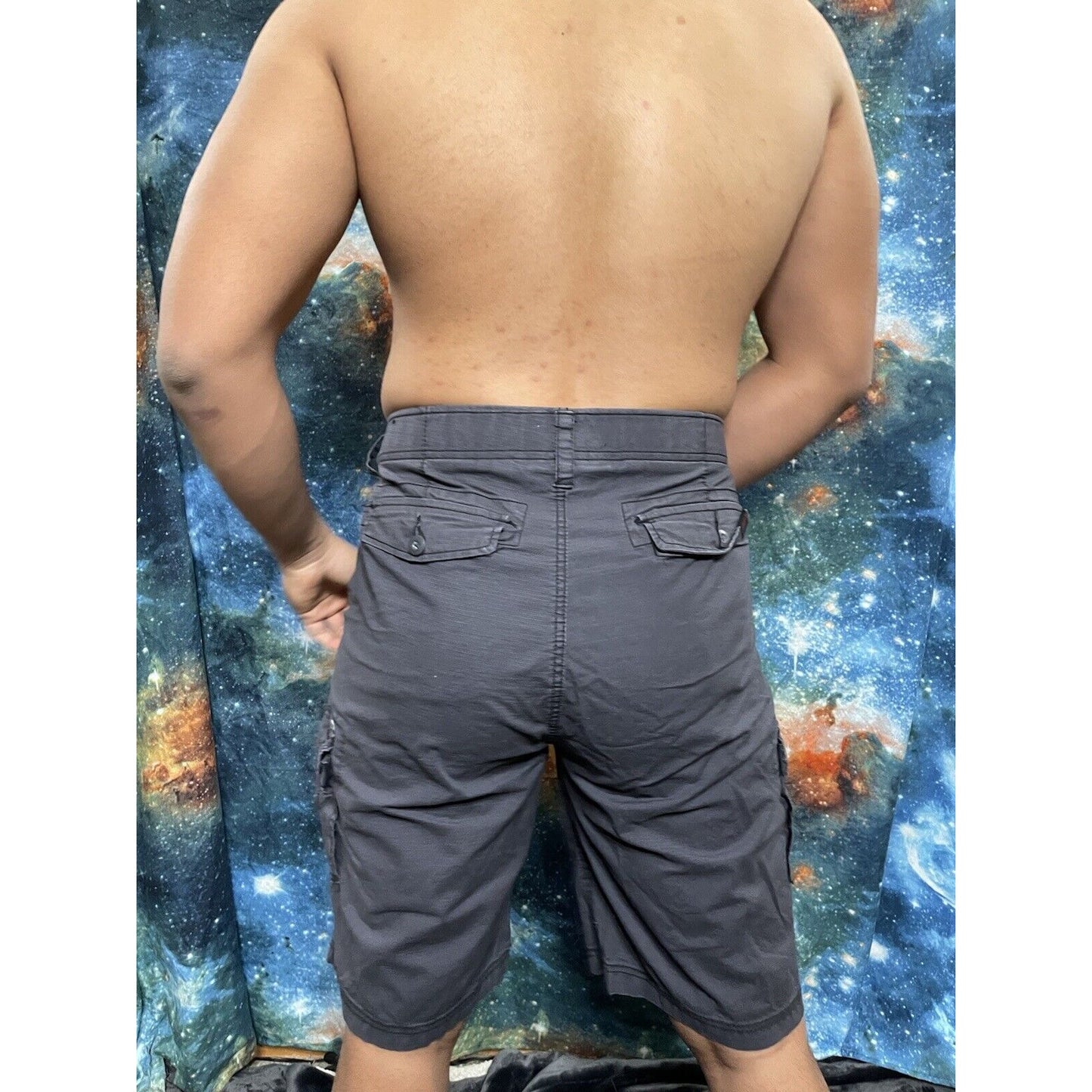 WearFirst Mens Shorts sz 40 Free Band Gray Cargo Bottoms Cotton Stretch