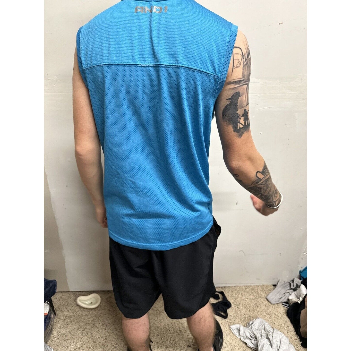 Men’s Teal Blue And1 Muscle Shirt Small Sleeveless