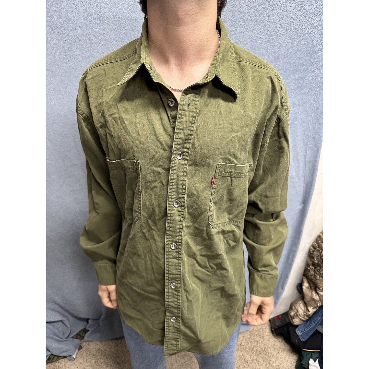 Men’s Drab Olive Green Levi’s Loose Fit Xl Cotton Button Up Long Sleeve Shirt
