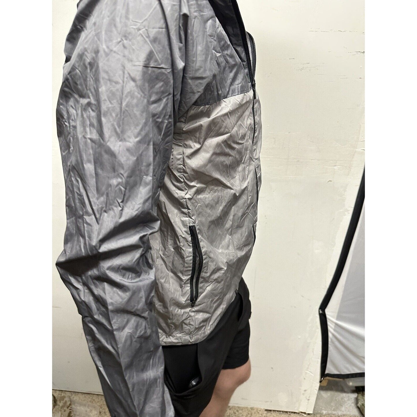 Men’s Gray Medium Tavik Modern Beach Culture Full Zip Hoodie Wind Breaker Nylon