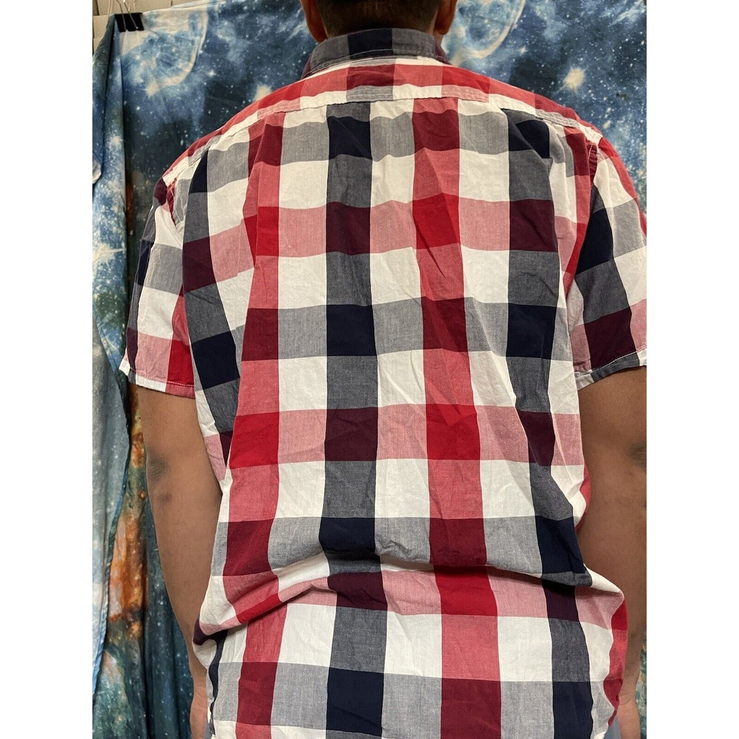 Old Navy XL Regular Fit Coupe Standard plaid red white blue button up shirt