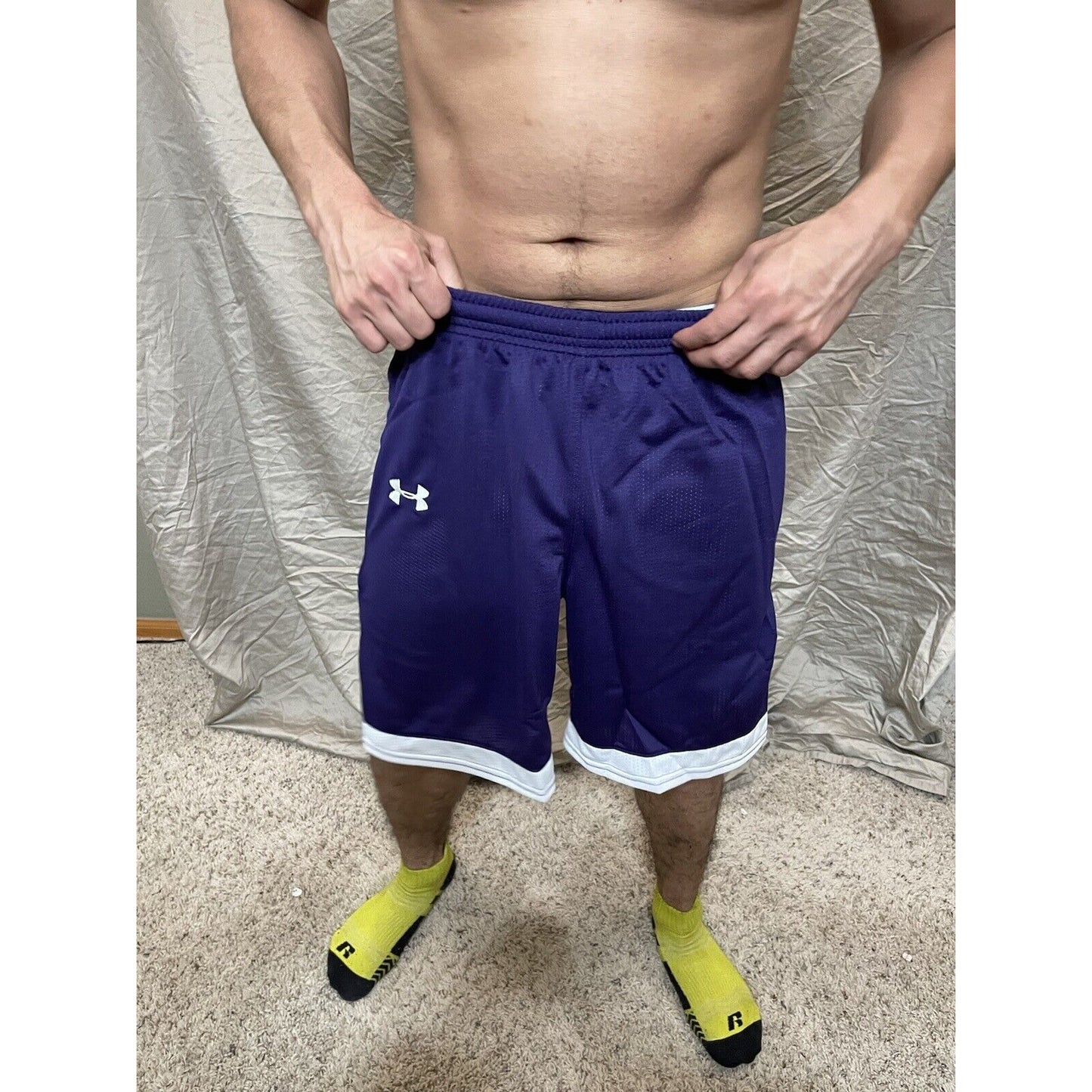 Boy's under armour Youth XL Purple And White Lacrosse style shorts no pockets