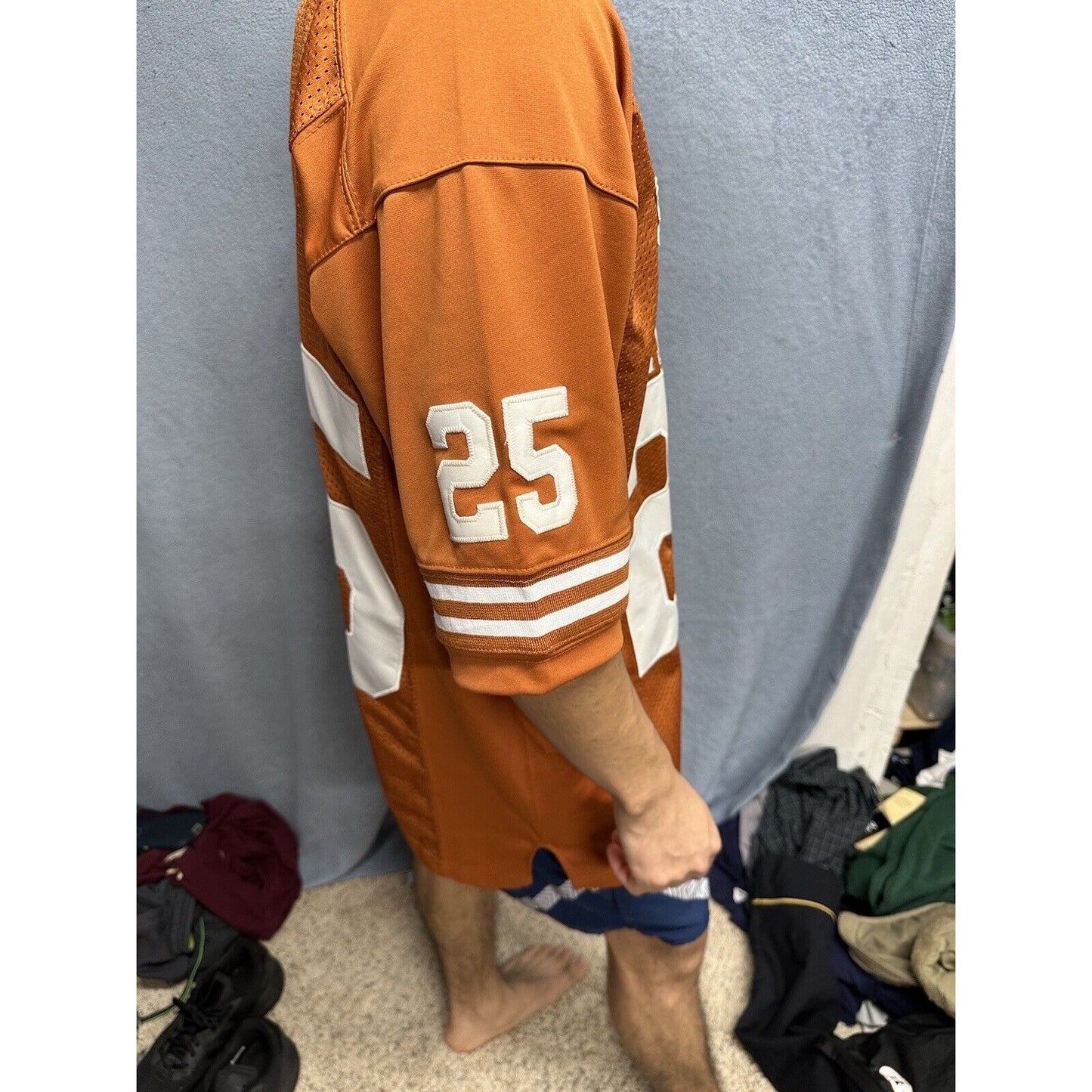 Men’s Texas Longhorns Size 48 Team Nike #25 Football Jersey