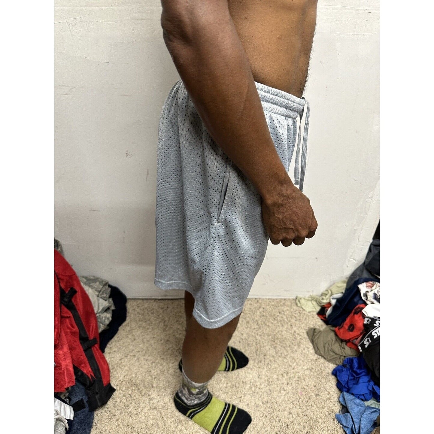 Men’s Gray Starter Medium Athletic Shorts With Pockets