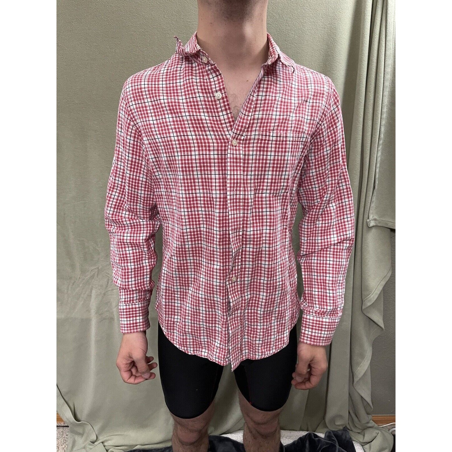 Banana Republic Men's Classic Long Sleeve Shirt Size Medium Plaid Red Gray White