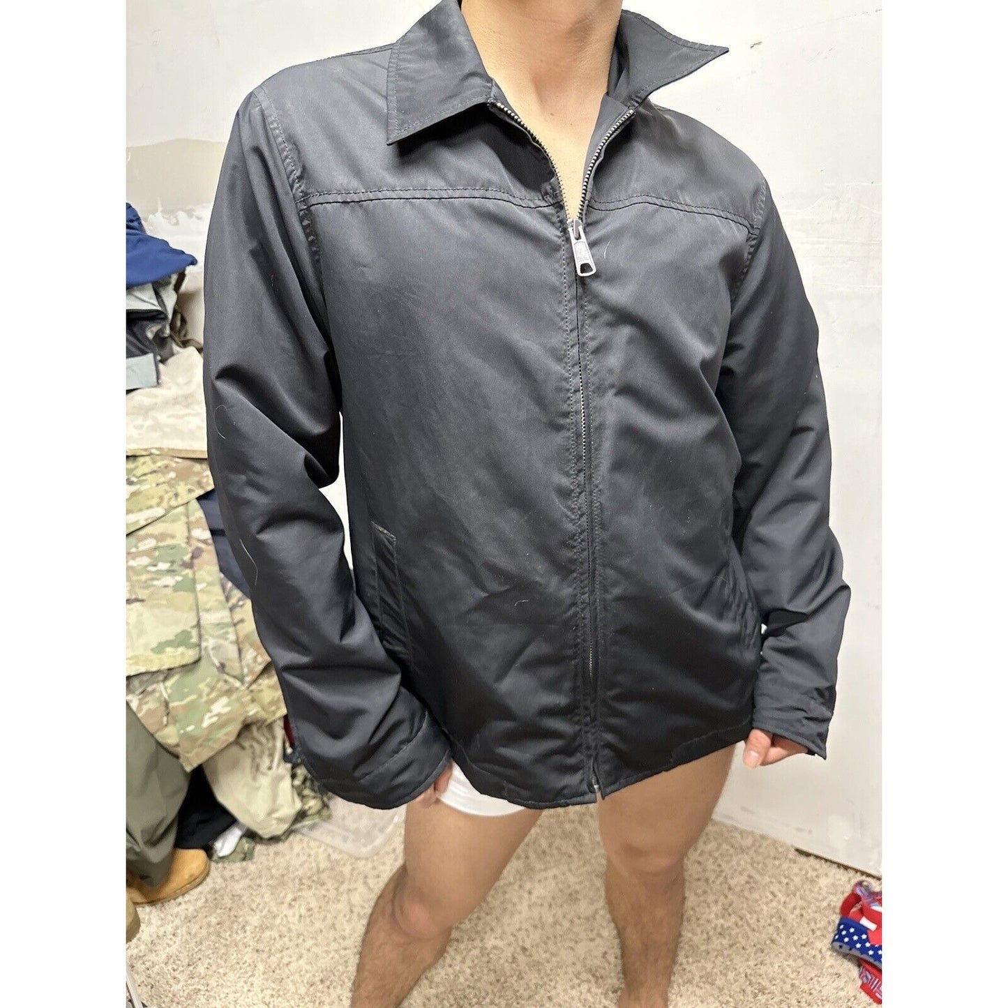 Men’s Black Old Navy Medium Full Zip Windbreaker Jacket