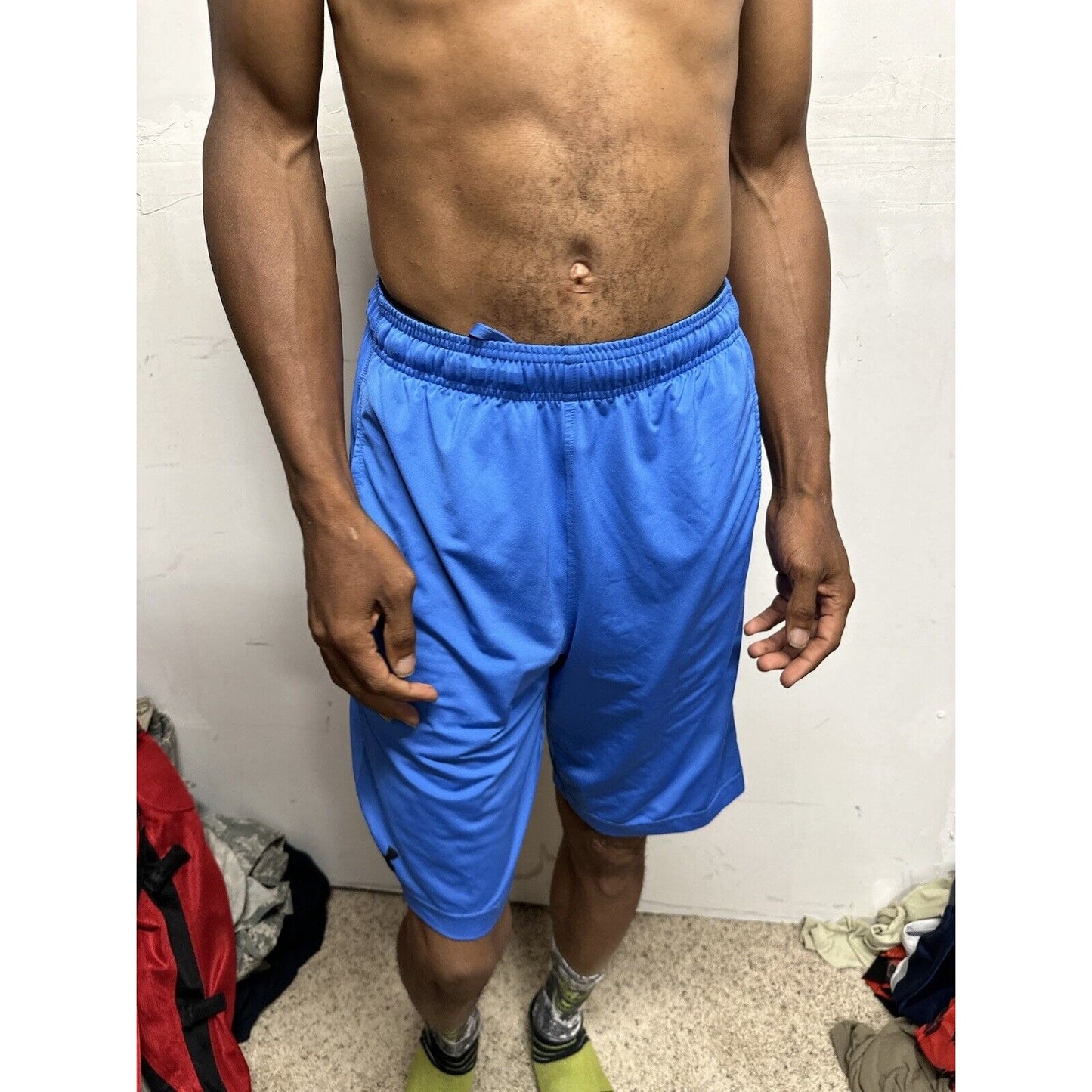 Men’s Blue Loose Small Under Armour Athletic Shorts With Pockets