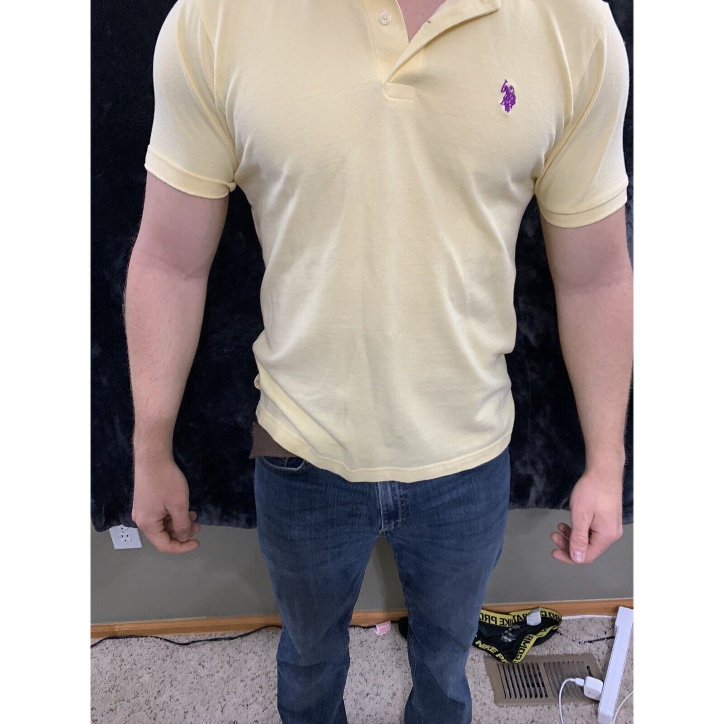 U.S. Polo Assn. Mens Light Yellow Polo Shirt Medium Short Sleeve Soft Material